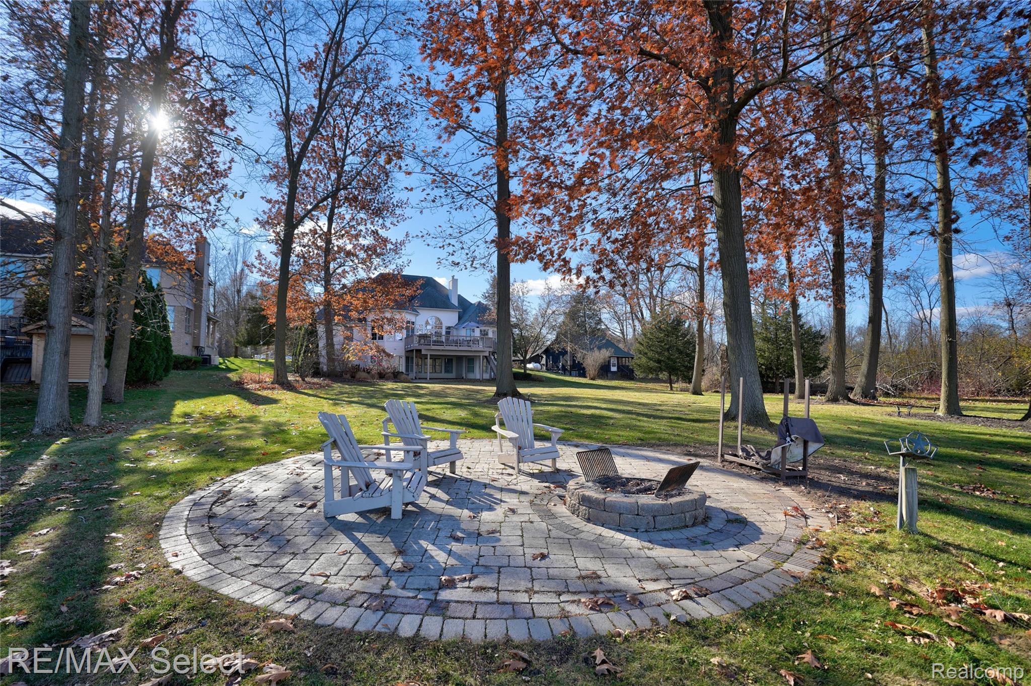 13275 Harborview Drive