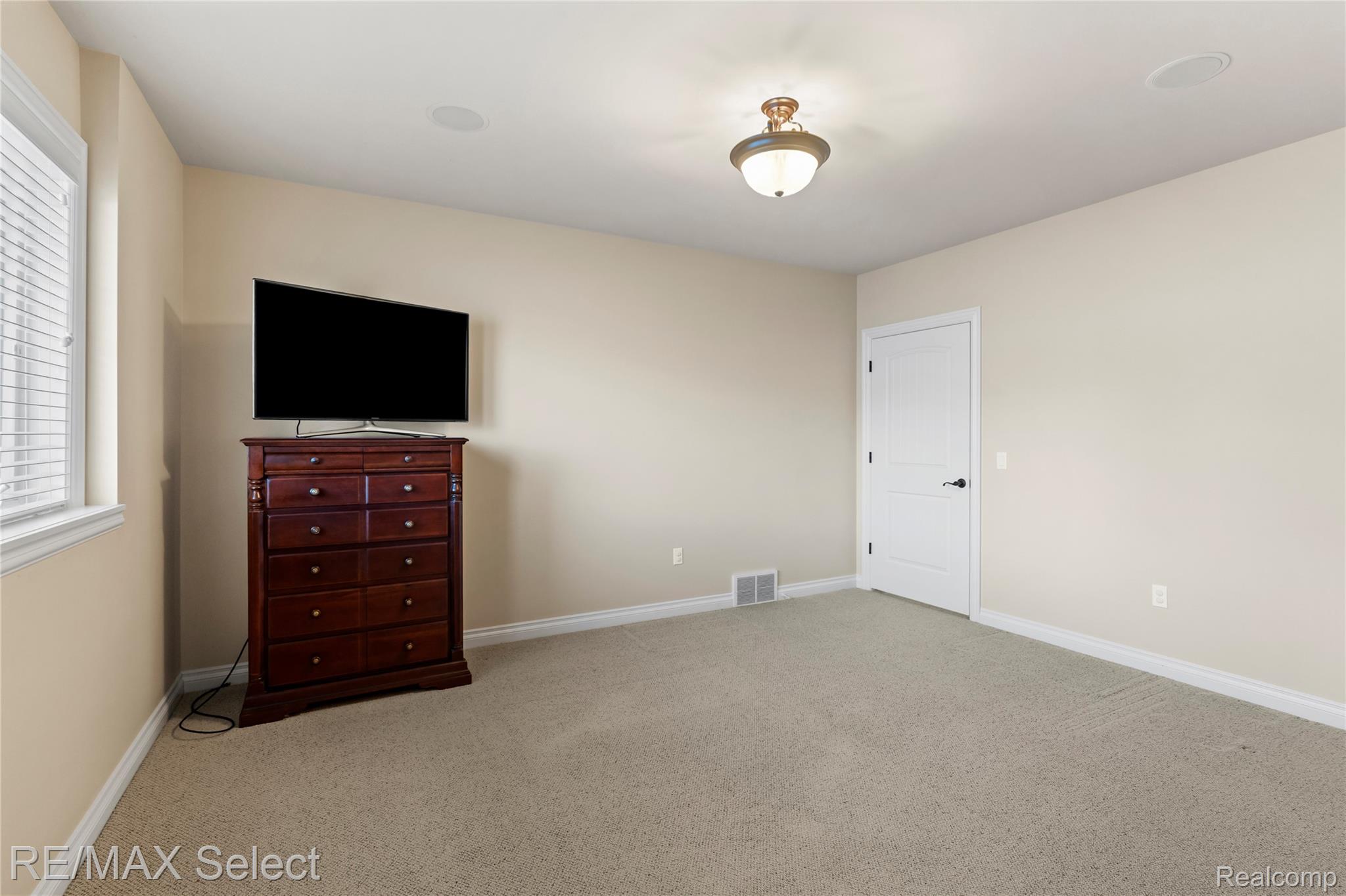 9305 Vassar Road