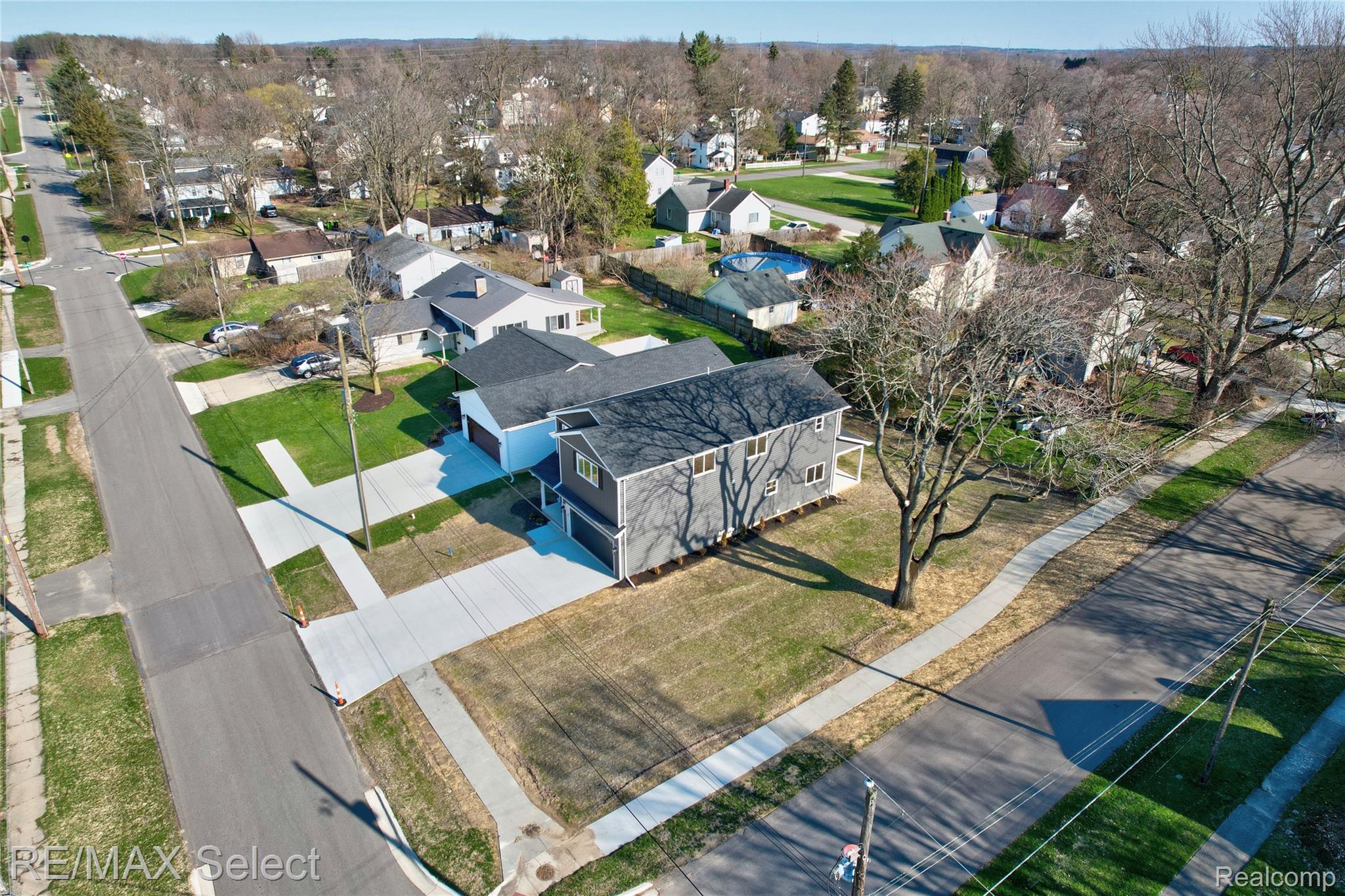 408 3rd Street
