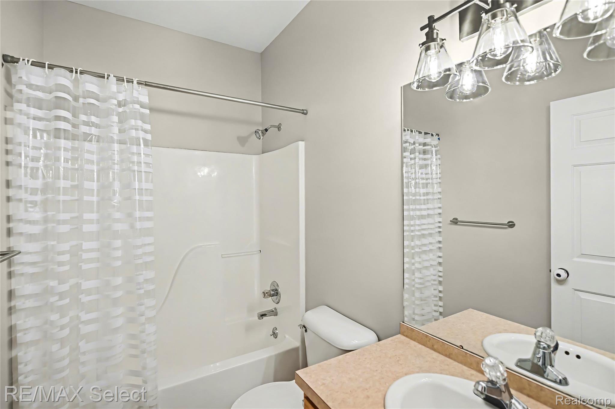 13024 Harbor Landings Drive 3