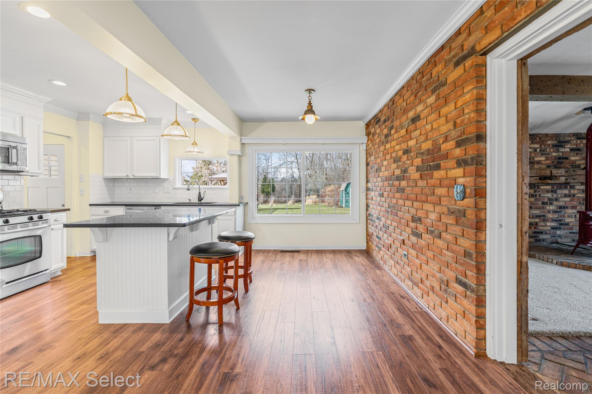6324 Calkins Road