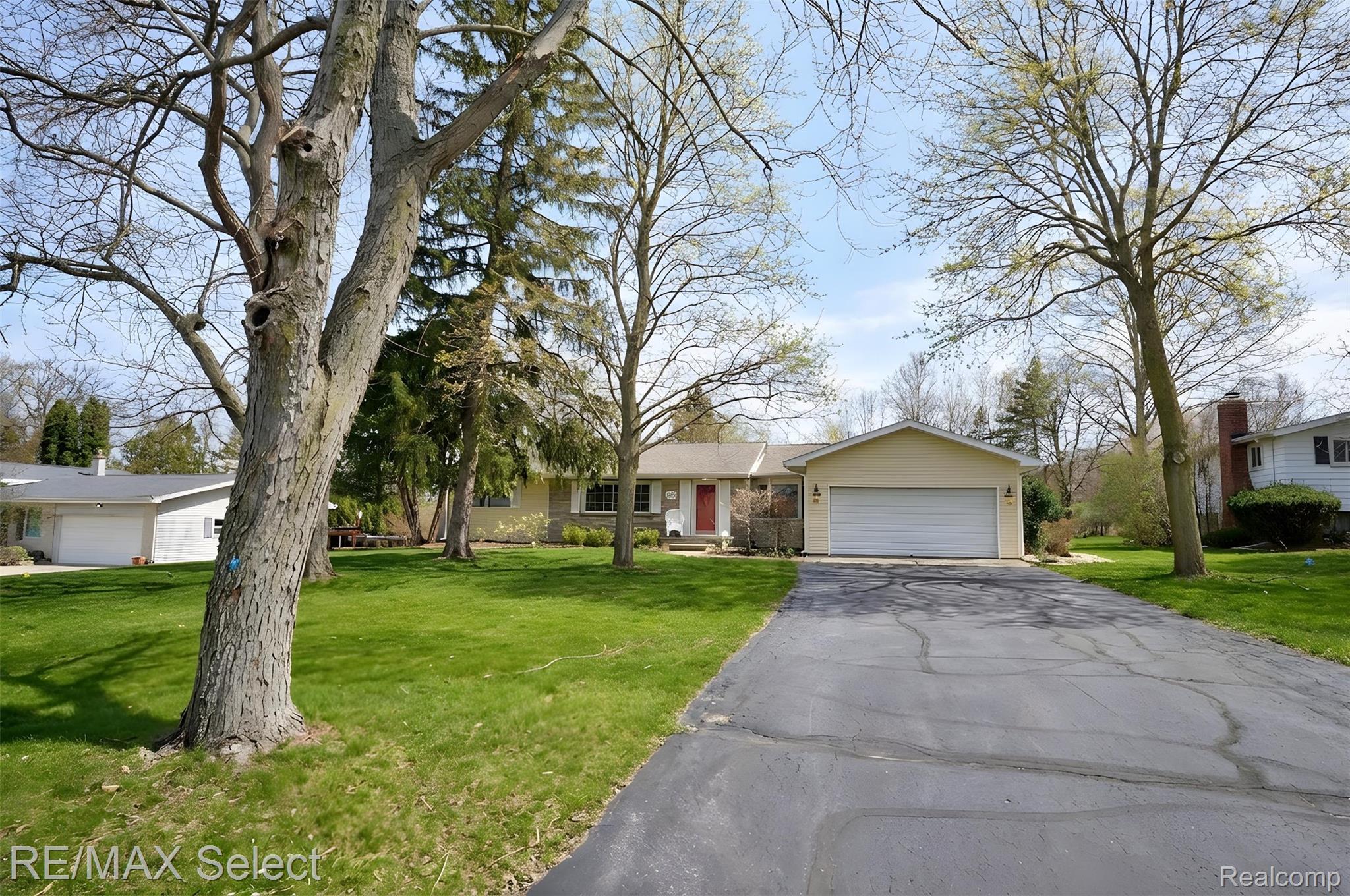 6324 Calkins Road