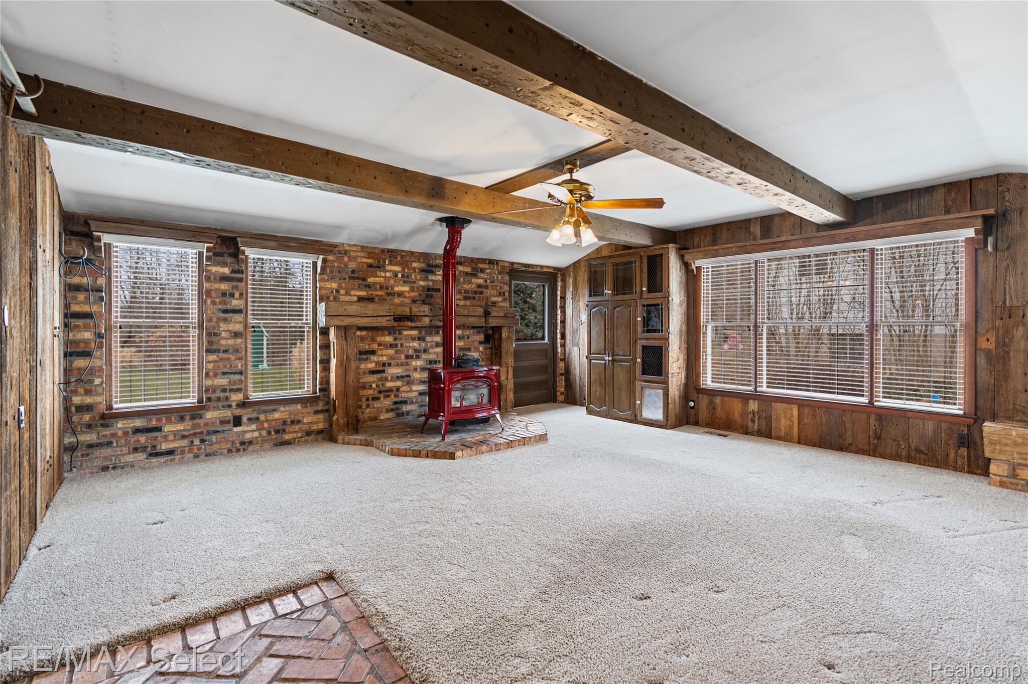 6324 Calkins Road
