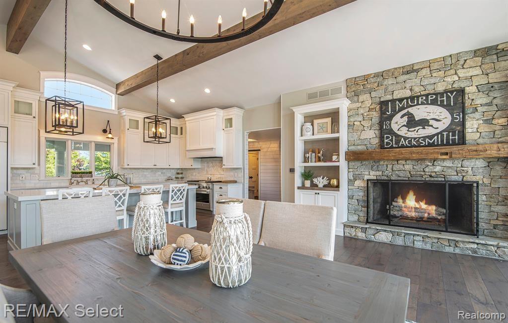 2210 Island Shore Drive