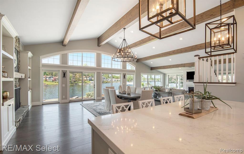 2210 Island Shore Drive