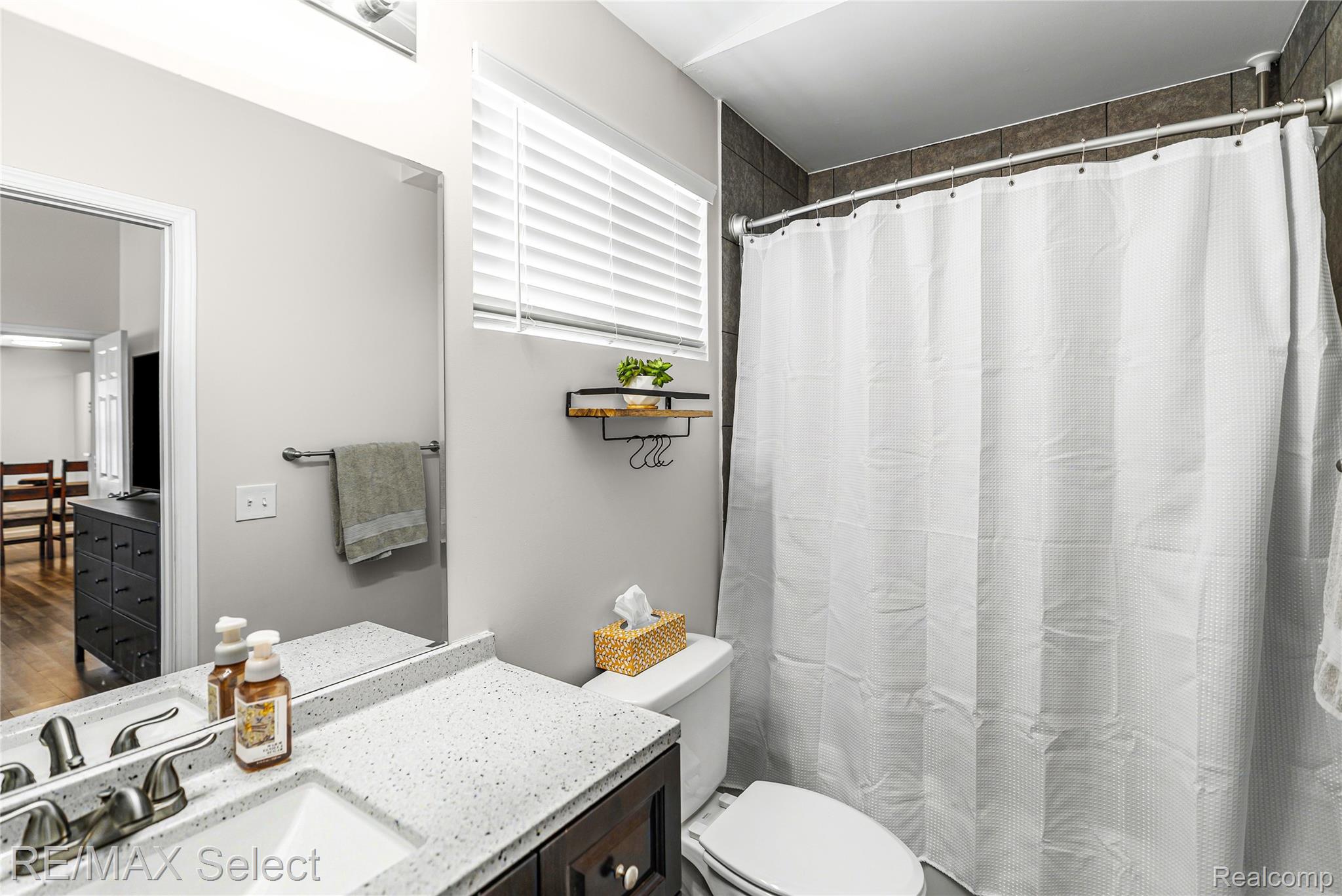 10311 Walnut Shores Drive