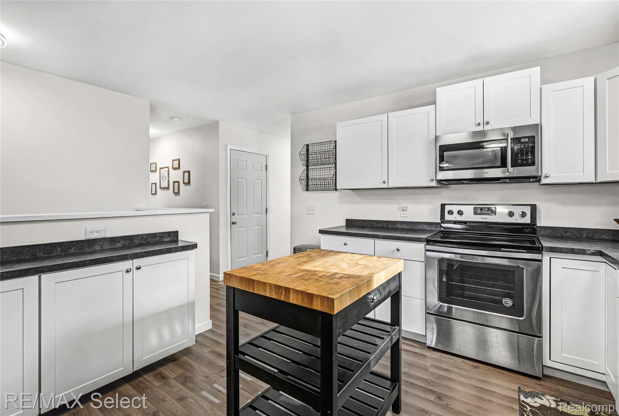 10311 Walnut Shores Drive