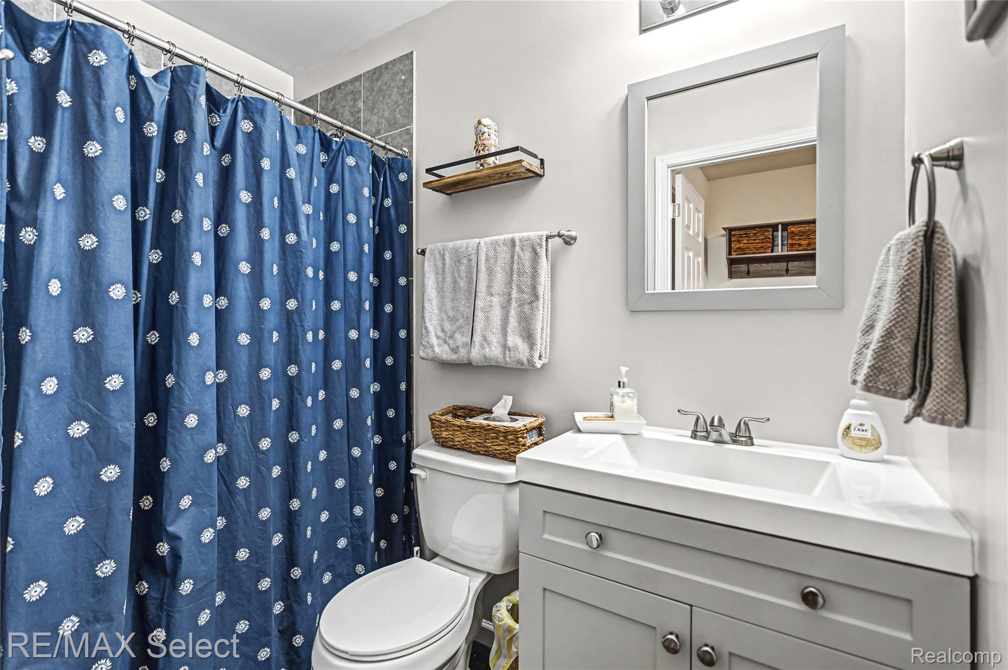 10311 Walnut Shores Drive