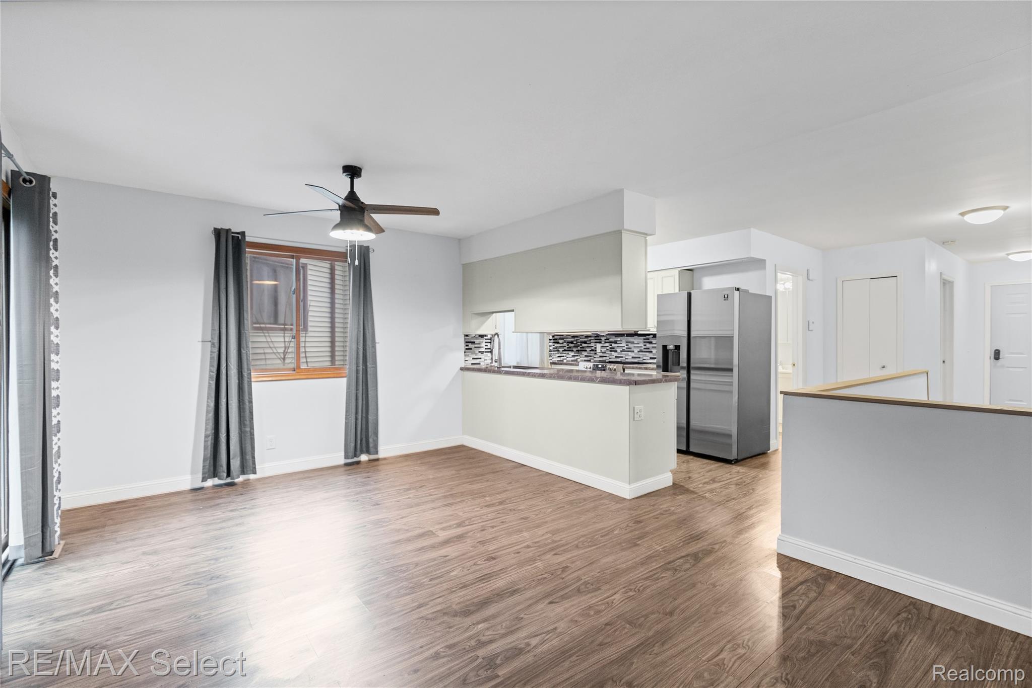 580 Oakbrook Circle
