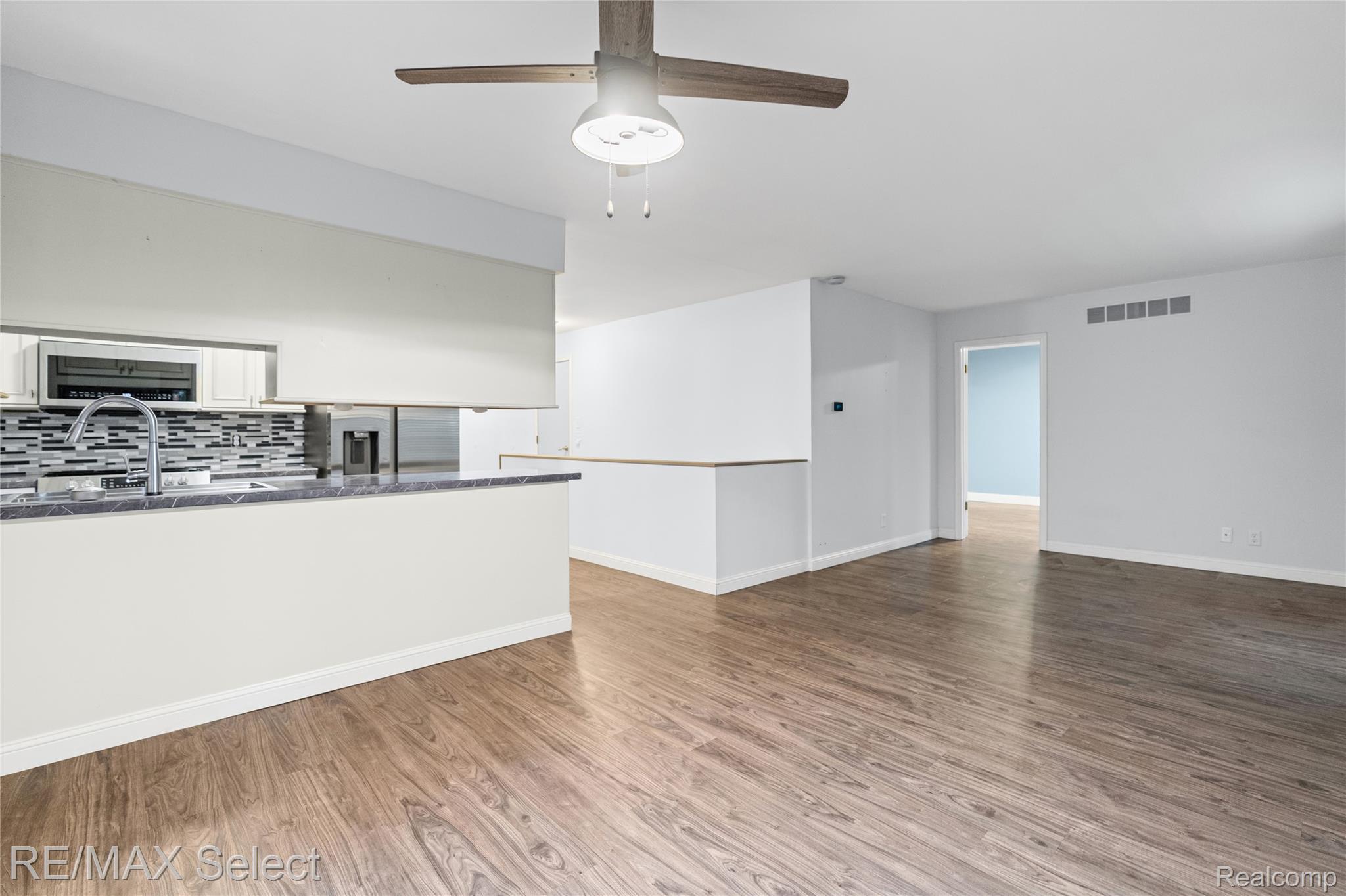 580 Oakbrook Circle