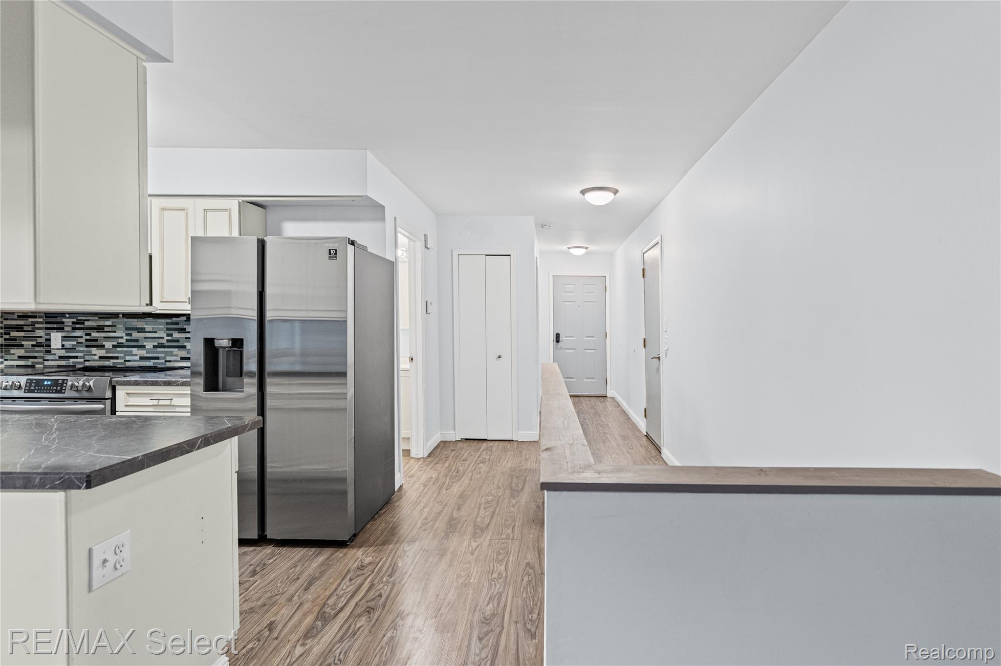 580 Oakbrook Circle