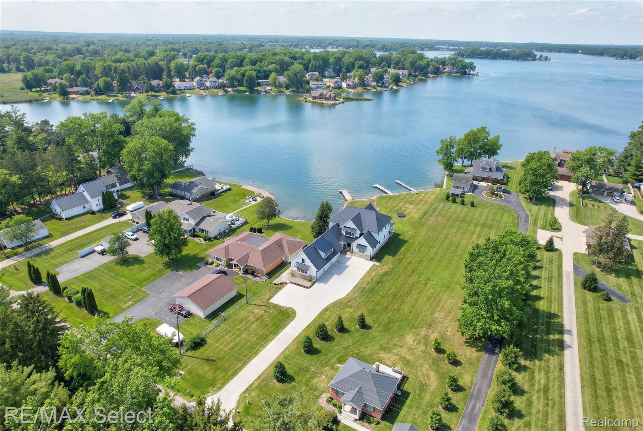 2208 Grove Park Road