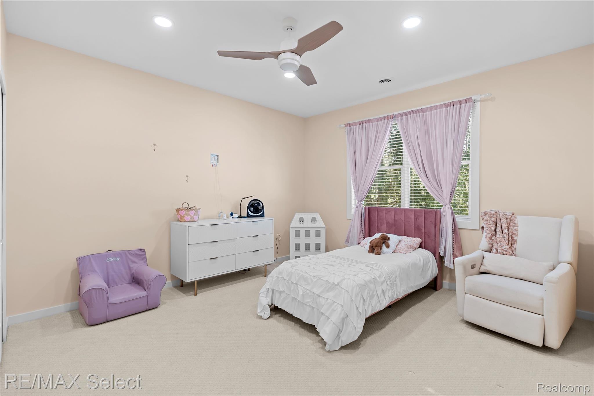 2208 Grove Park Road