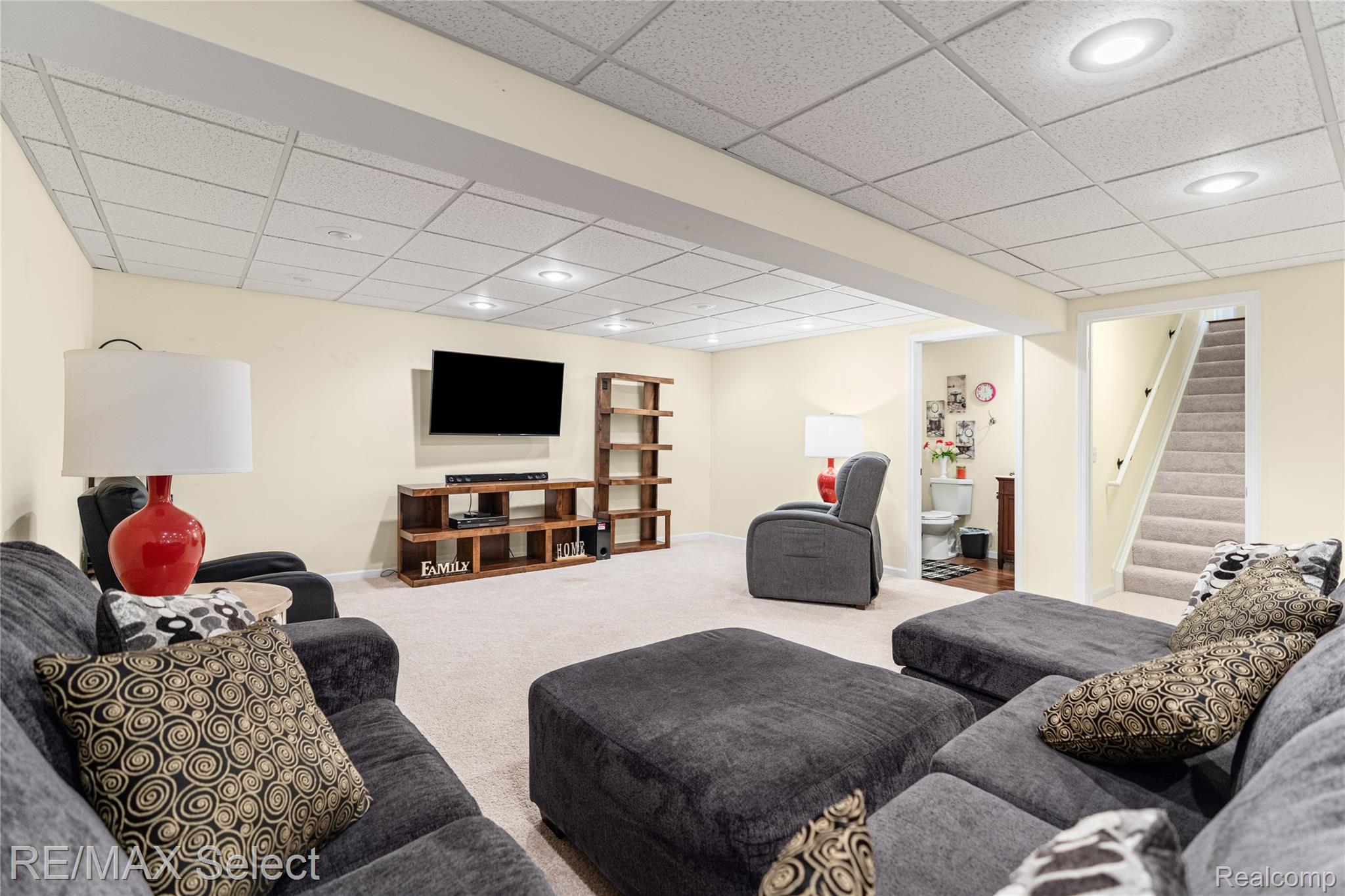 6270 Merion Lane