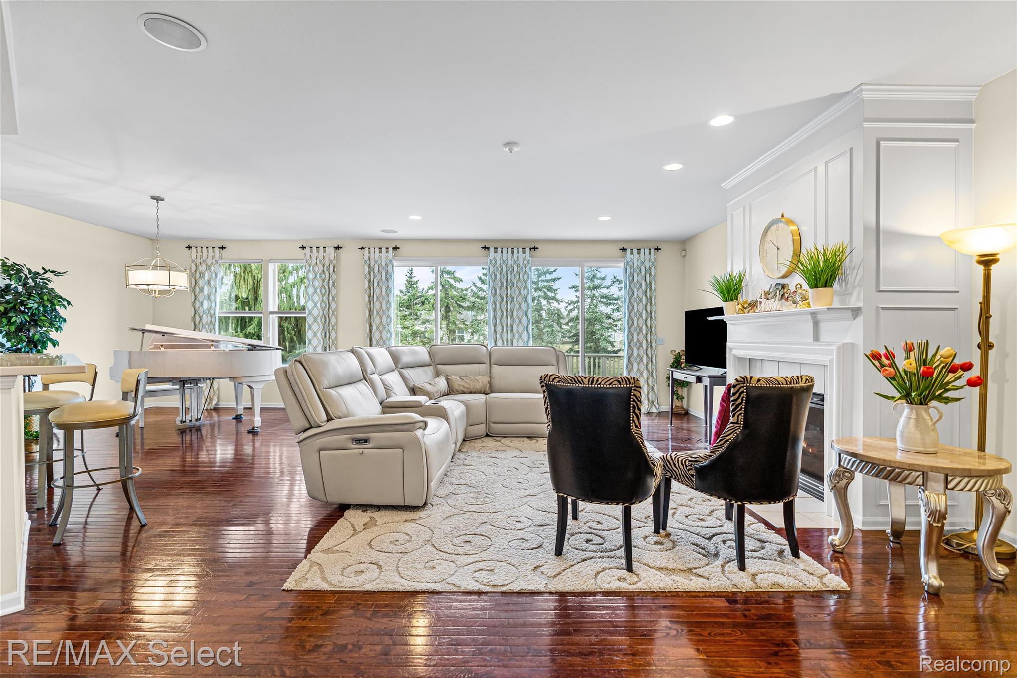 6270 Merion Lane