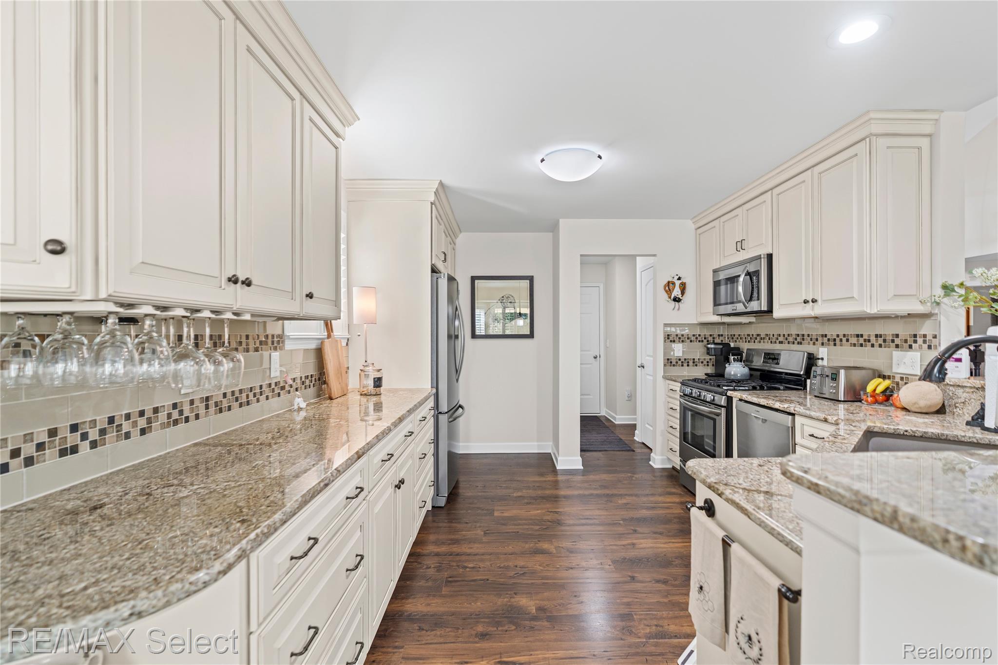 1611 Andover Circle