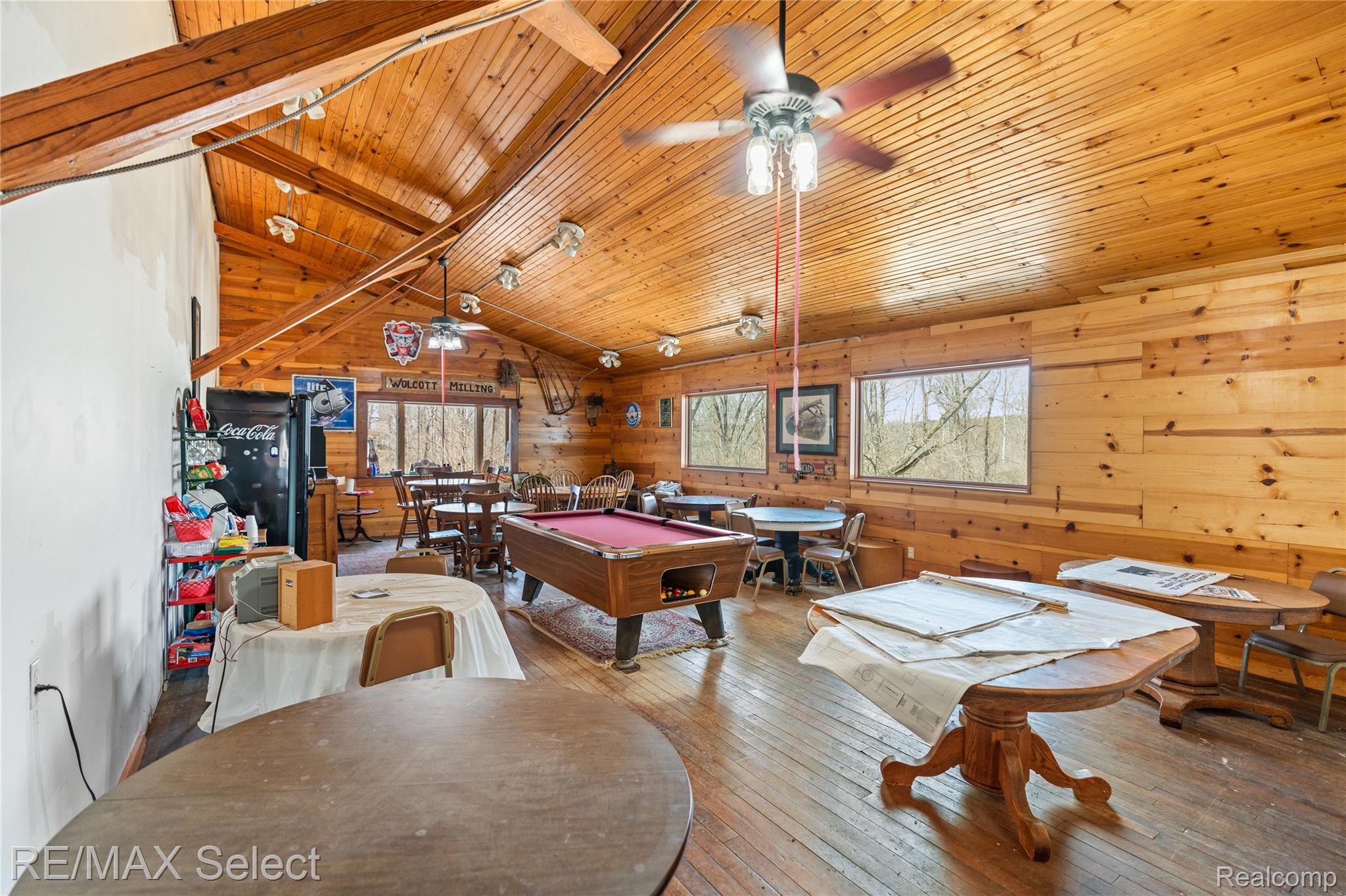 8572 Silver Lake Road