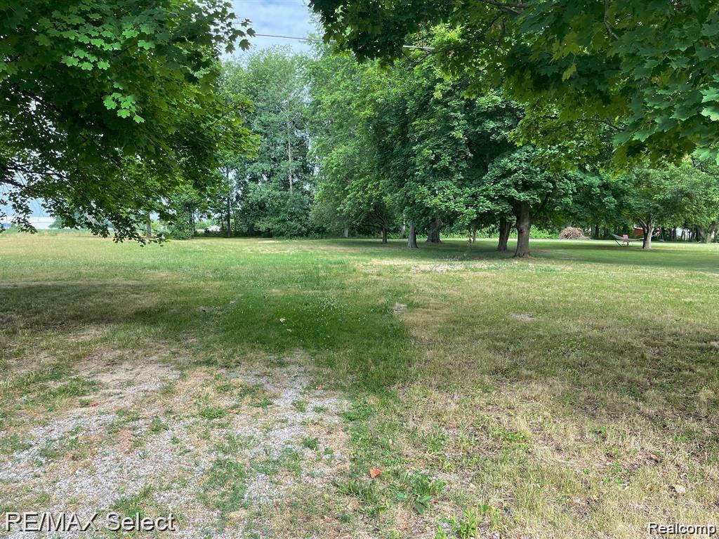 11260 Main Road