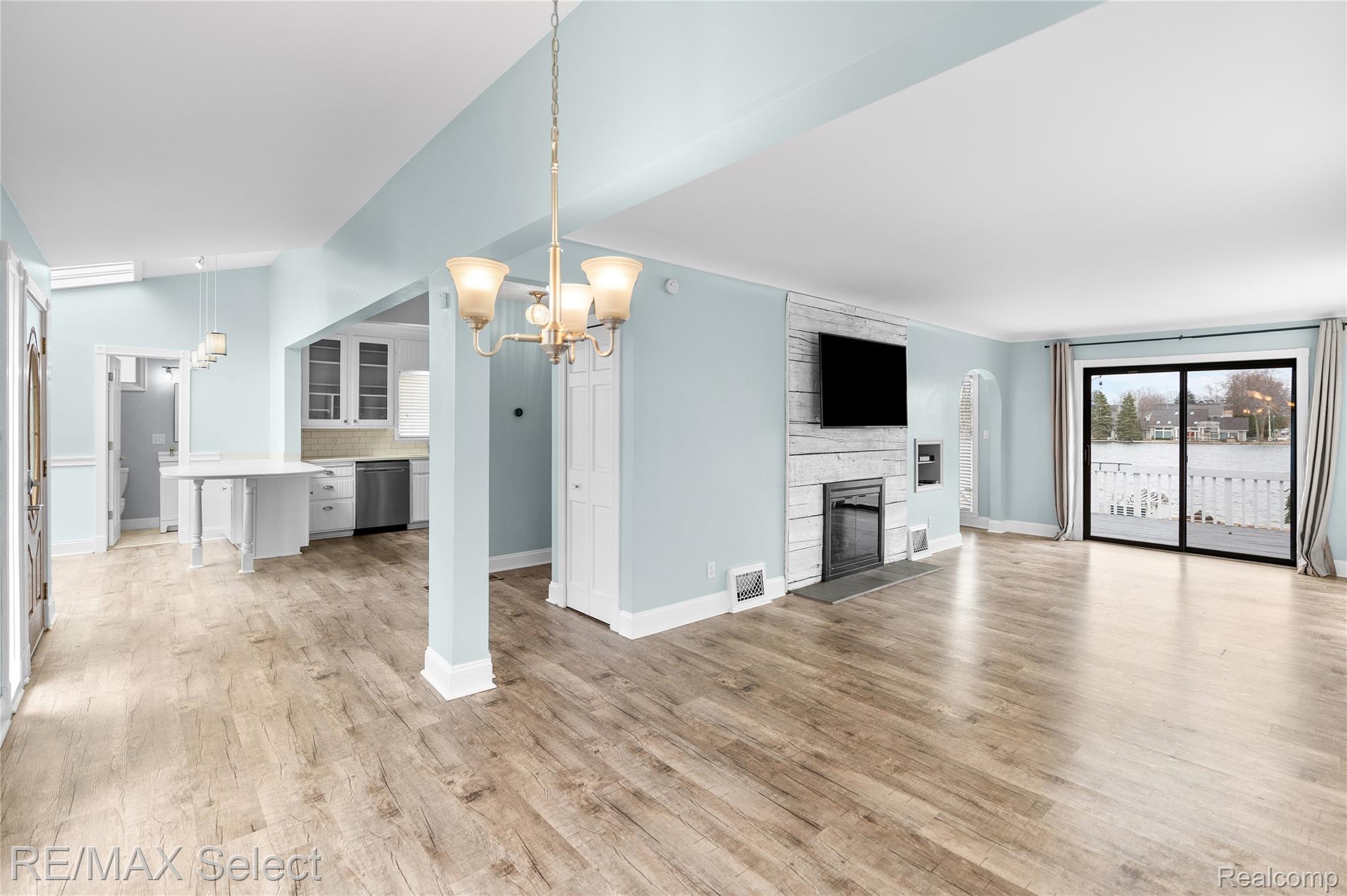 11501 Torrey Road