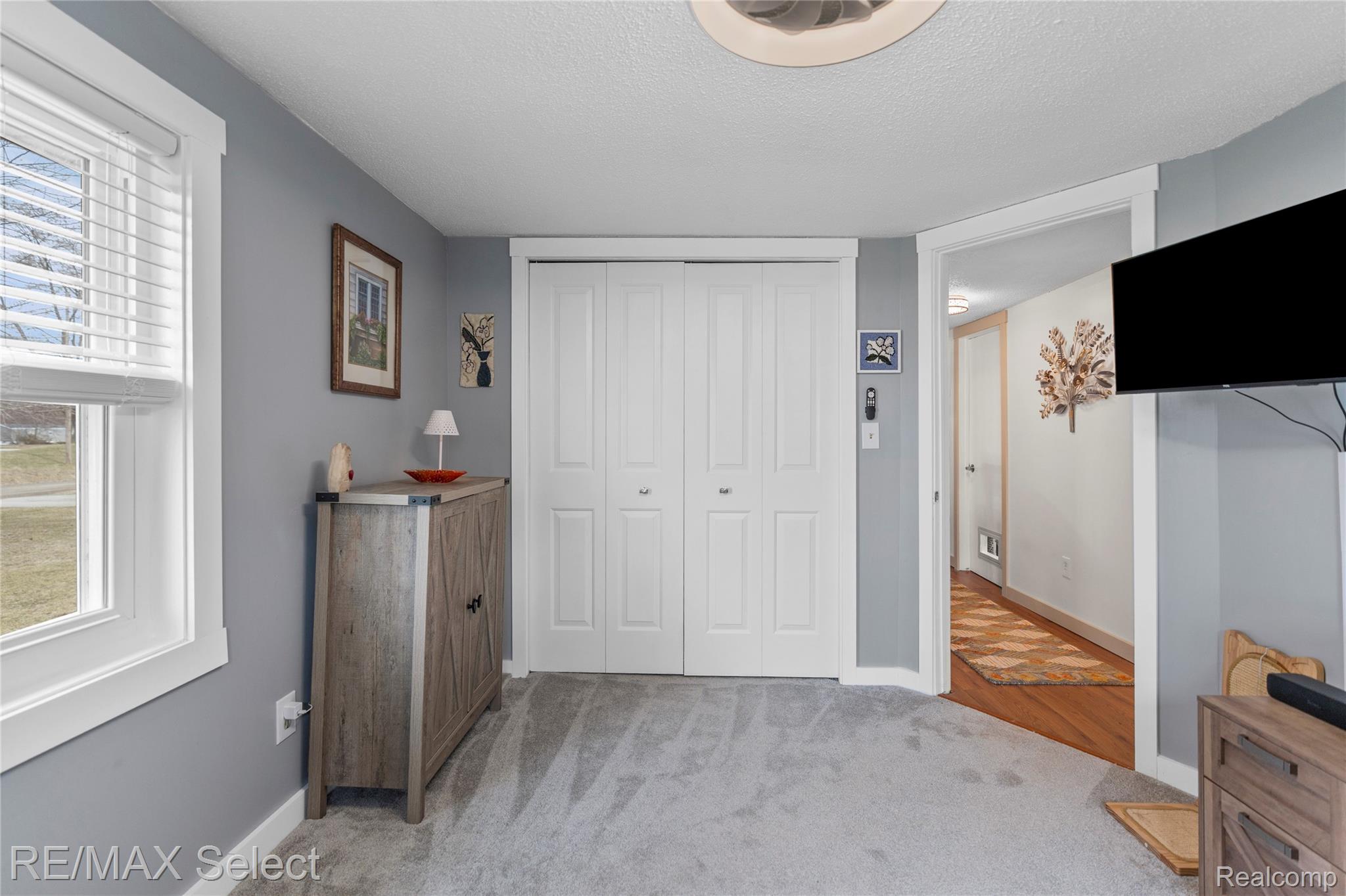 3101 W Maple Avenue