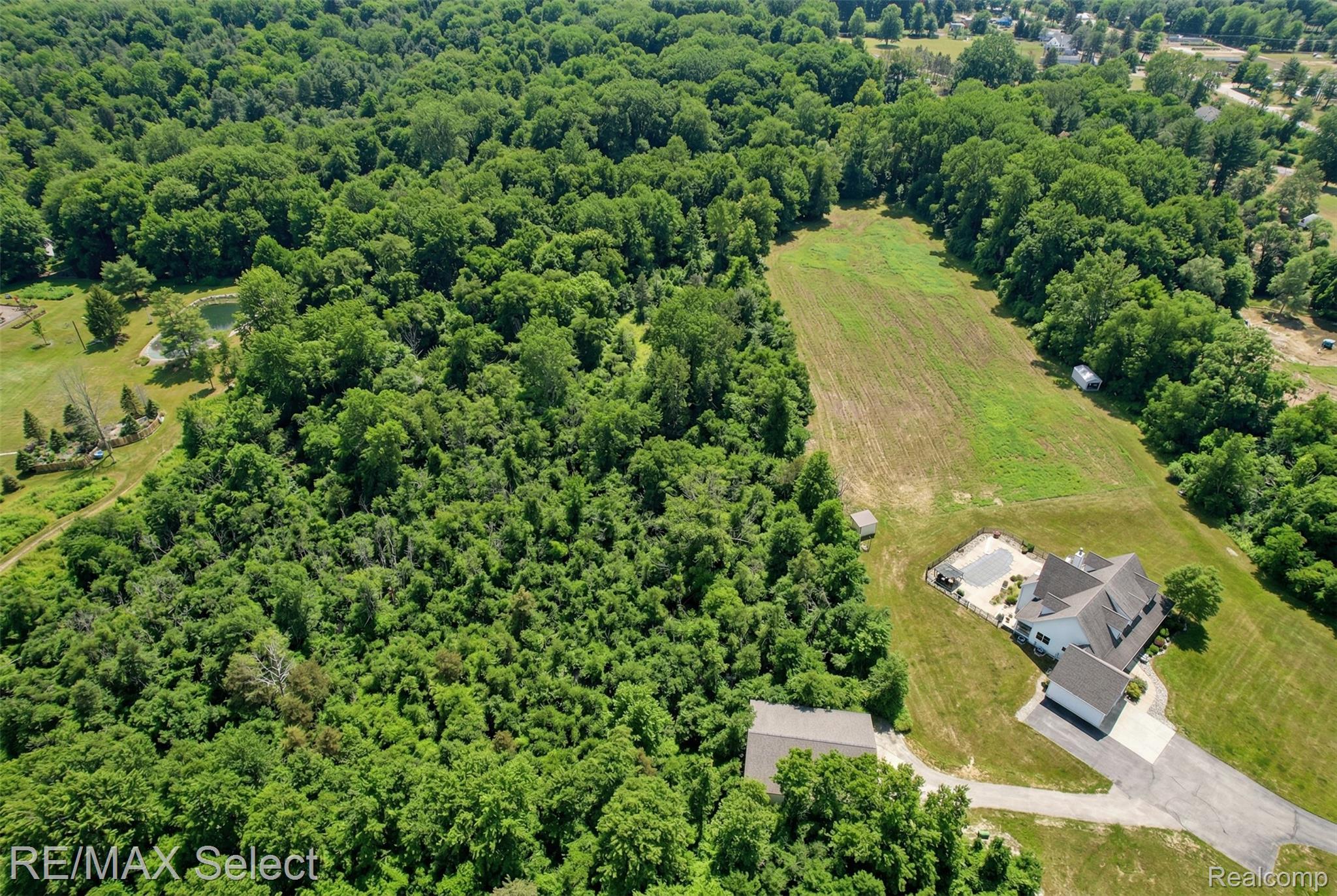 6451 N Elms Road