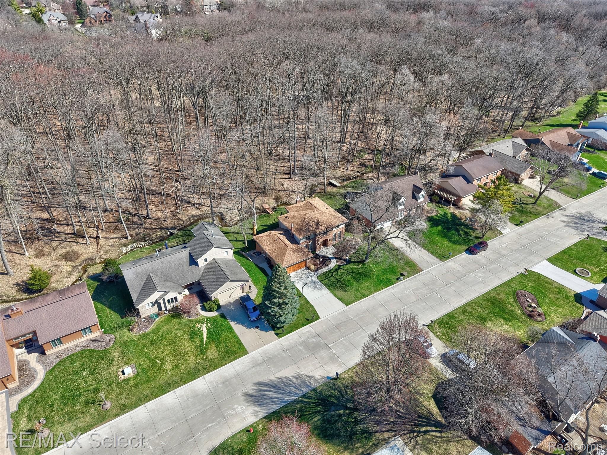 1826 N Fairview Lane