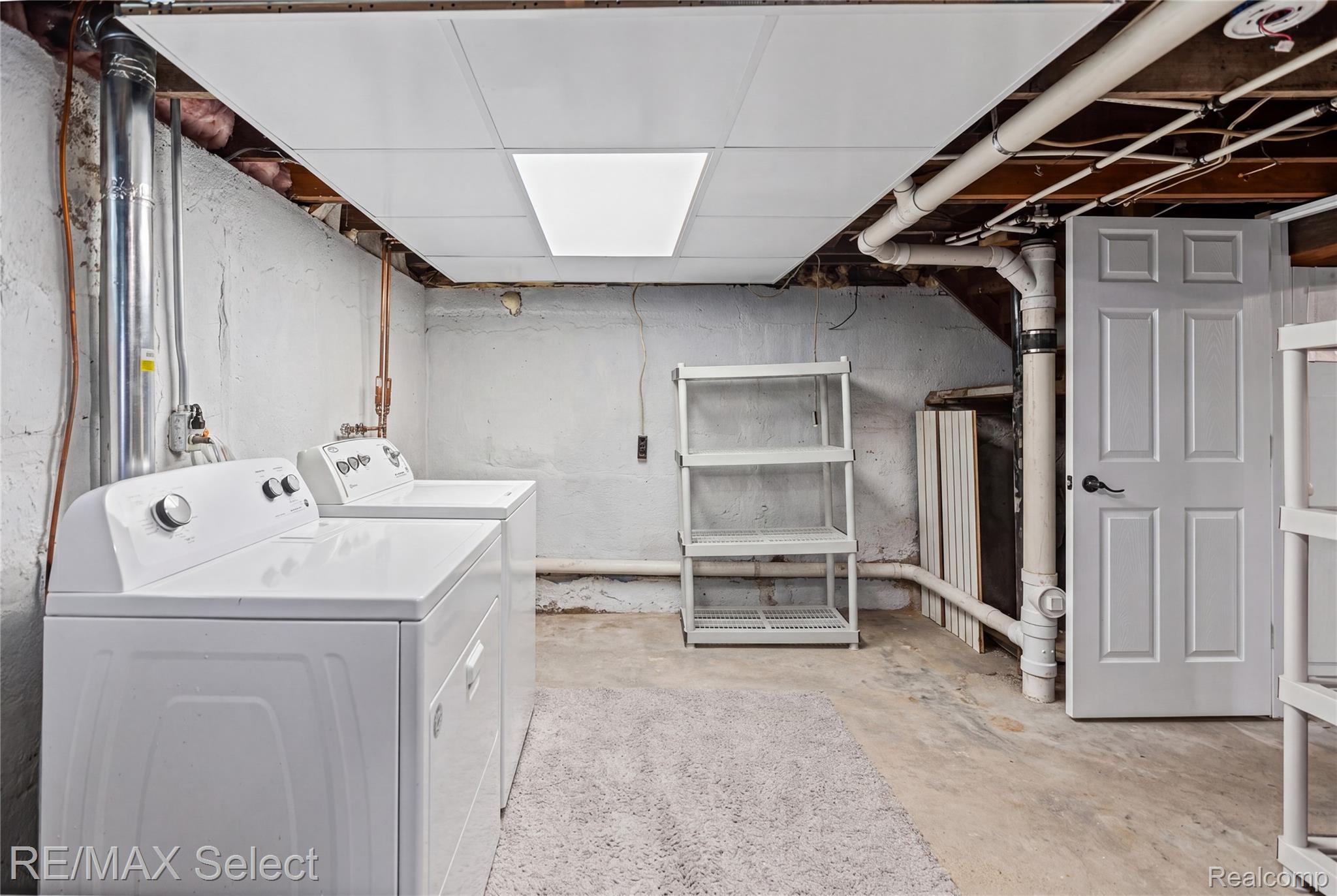 111 W 3rd Street