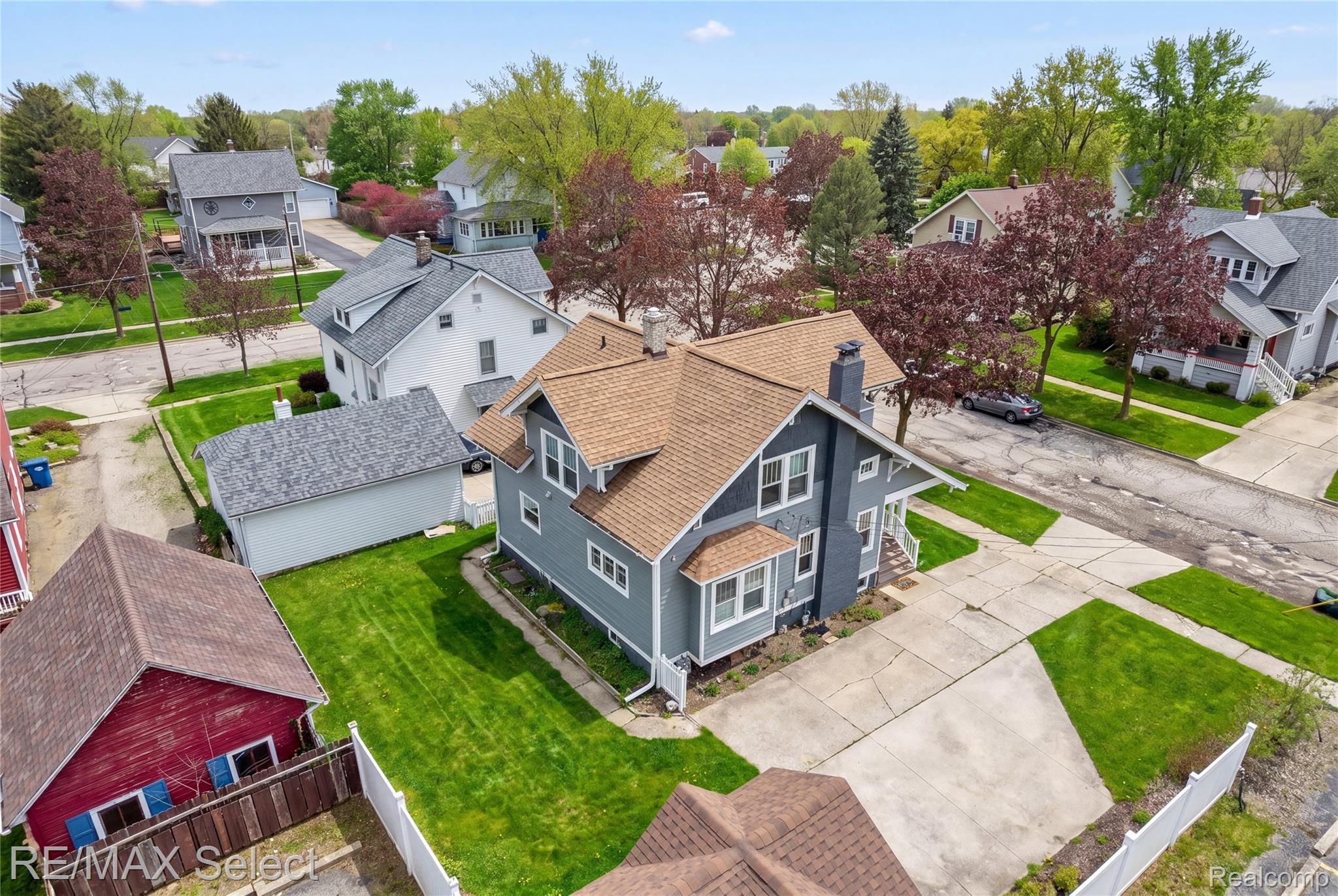 111 W 3rd Street