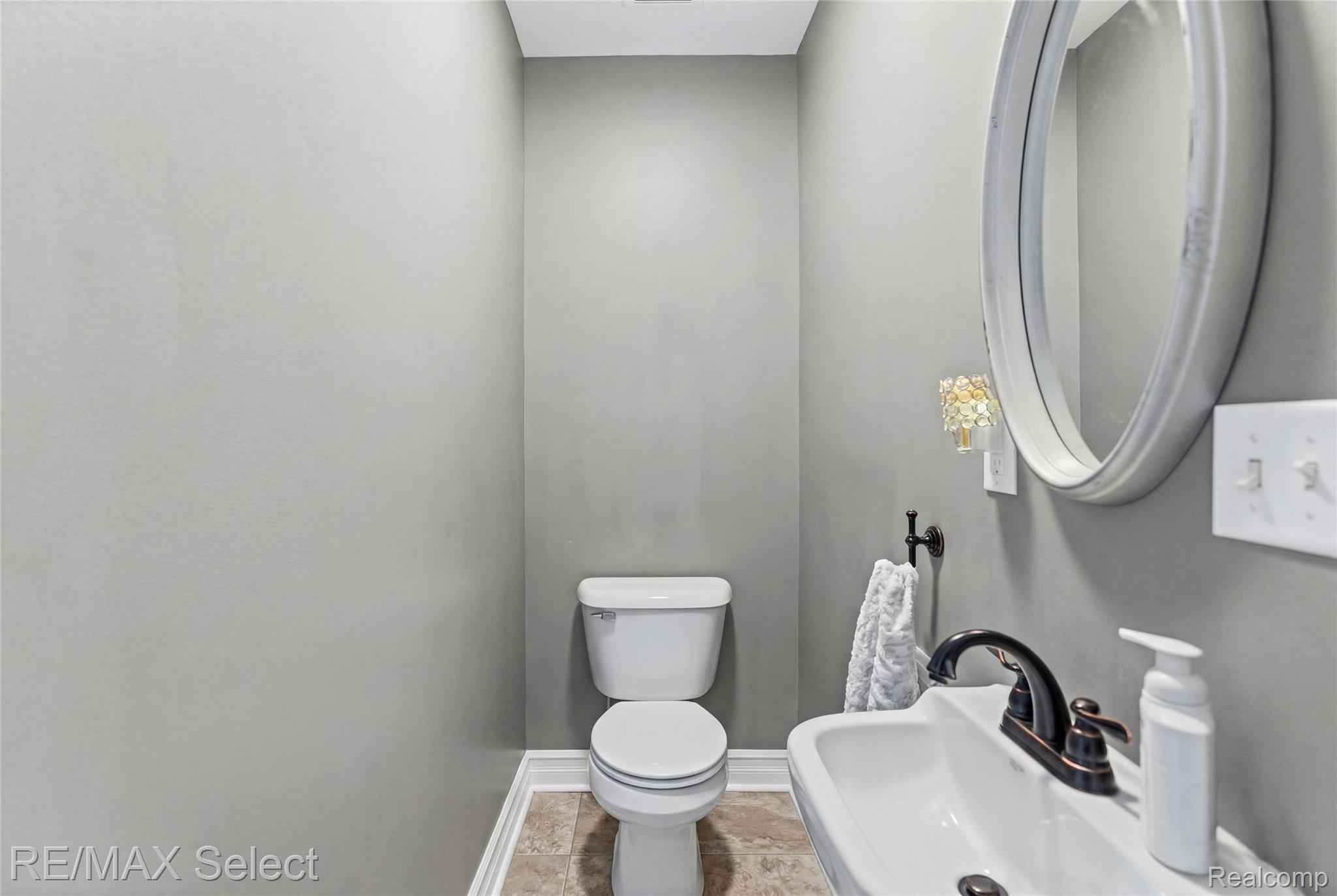 111 W 3rd Street