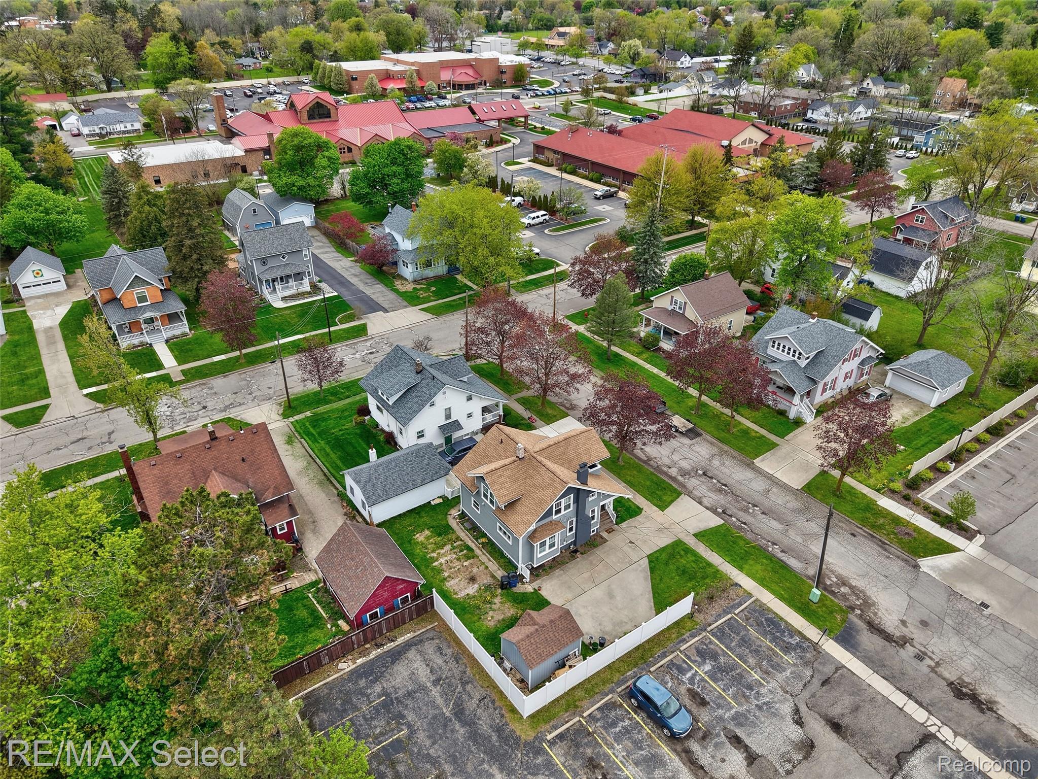 111 W 3rd Street