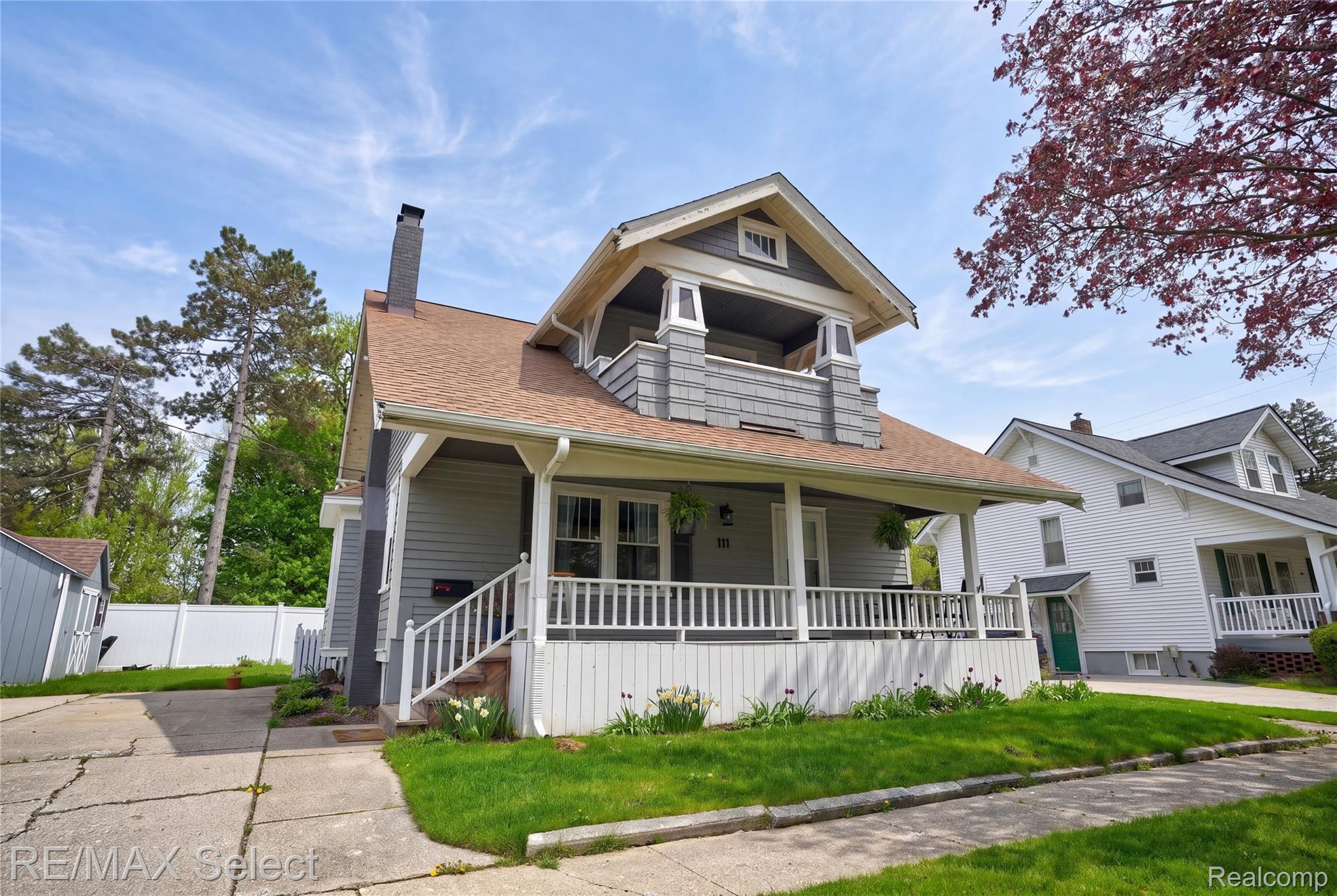 111 W 3rd Street