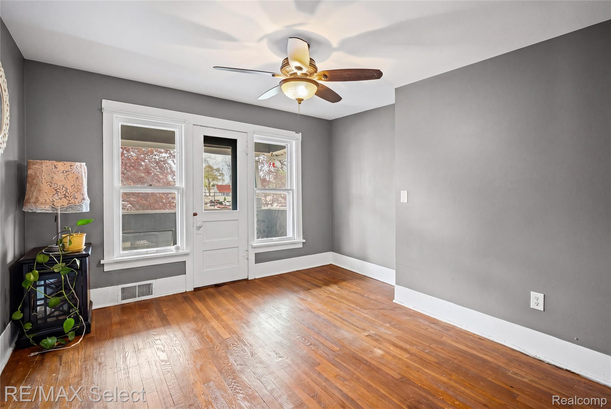 111 W 3rd Street