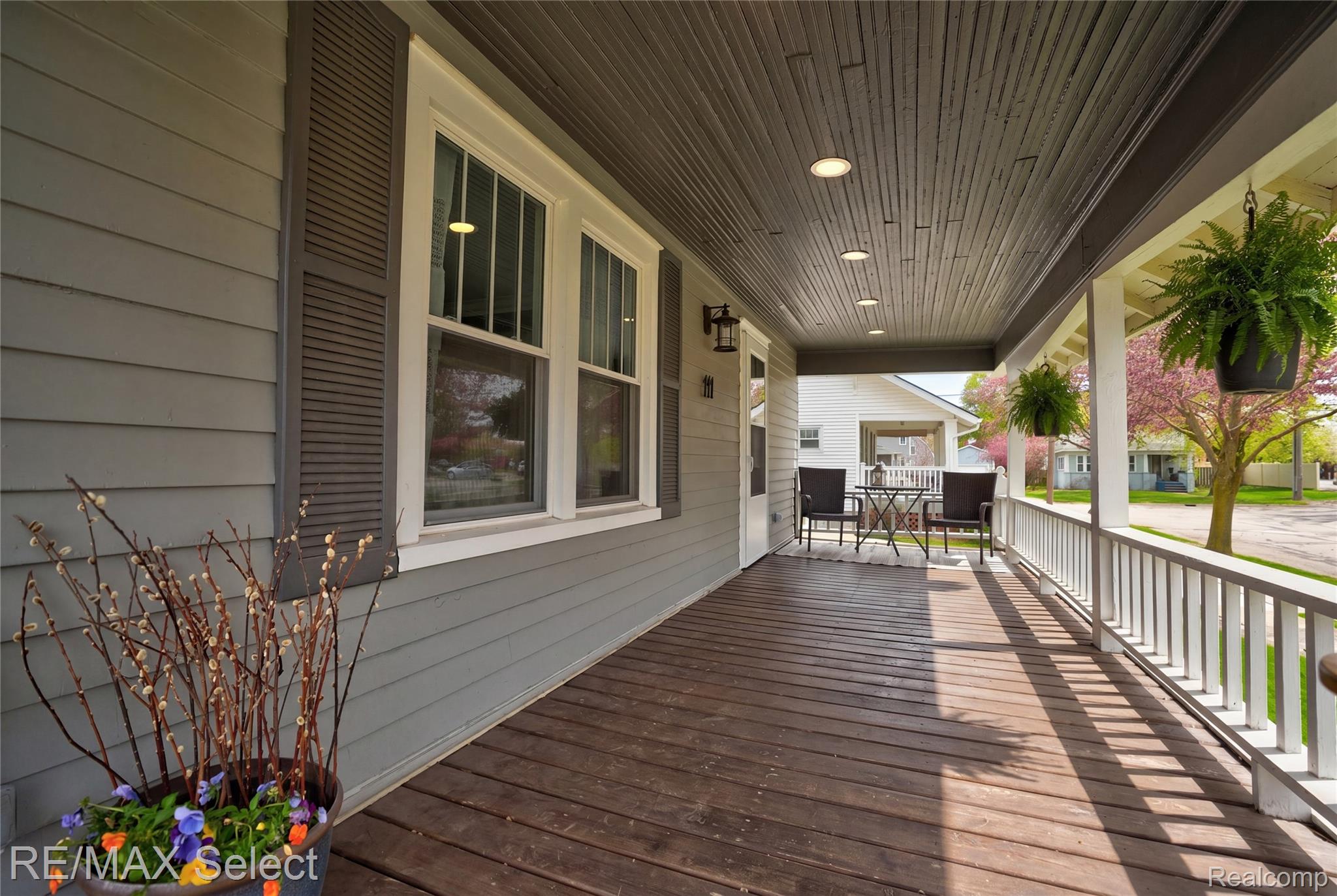 111 W 3rd Street