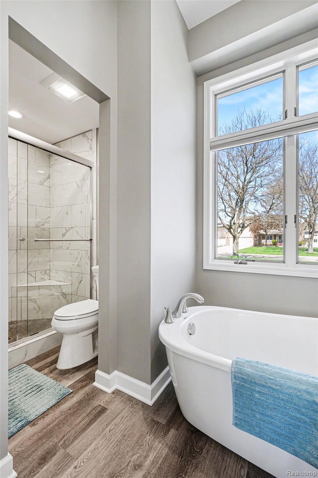 2370 Stonebrook Court