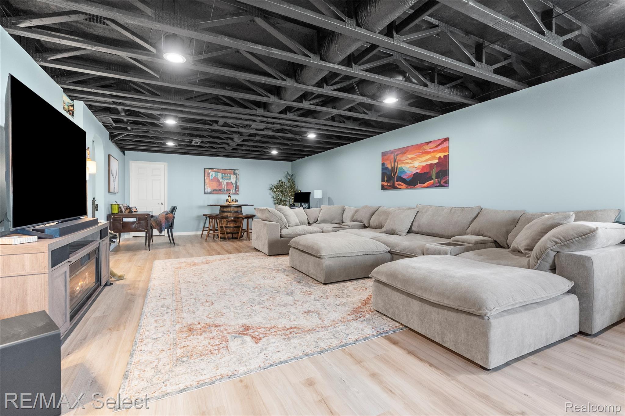8371 Crossbow Court