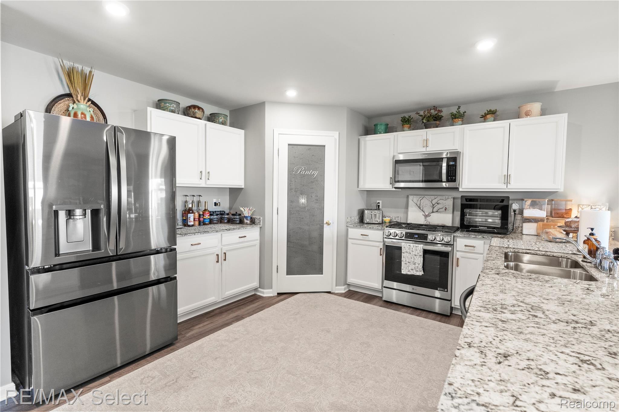 8371 Crossbow Court