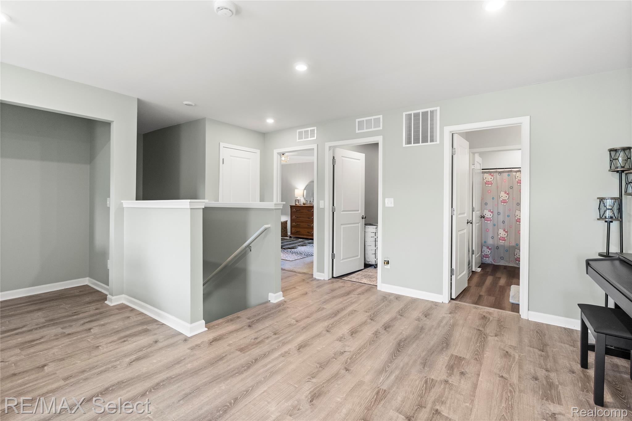 8371 Crossbow Court