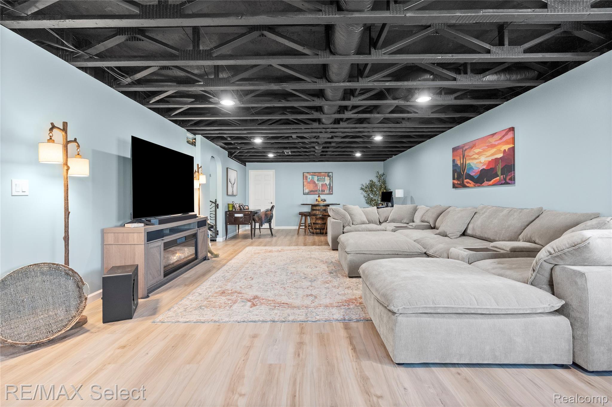 8371 Crossbow Court