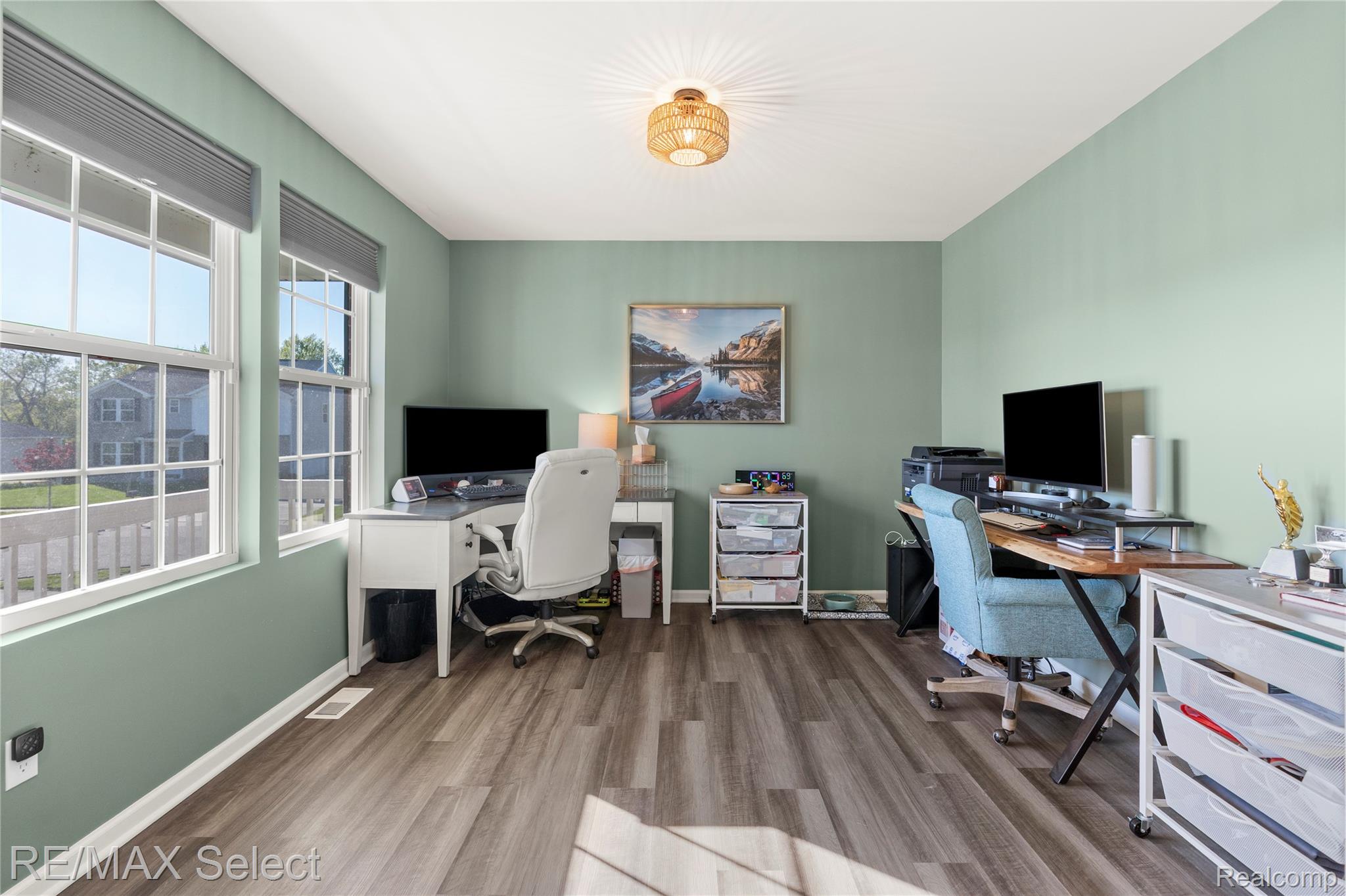 8371 Crossbow Court