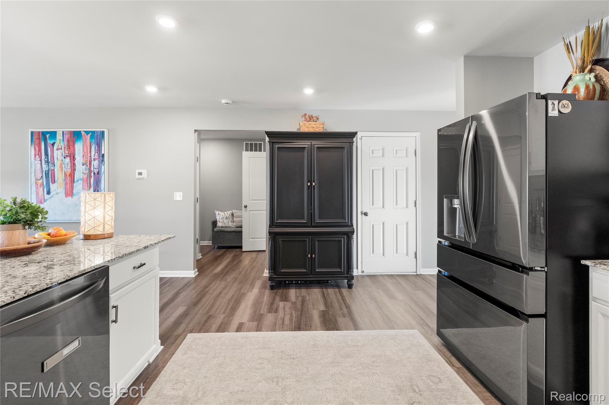 8371 Crossbow Court