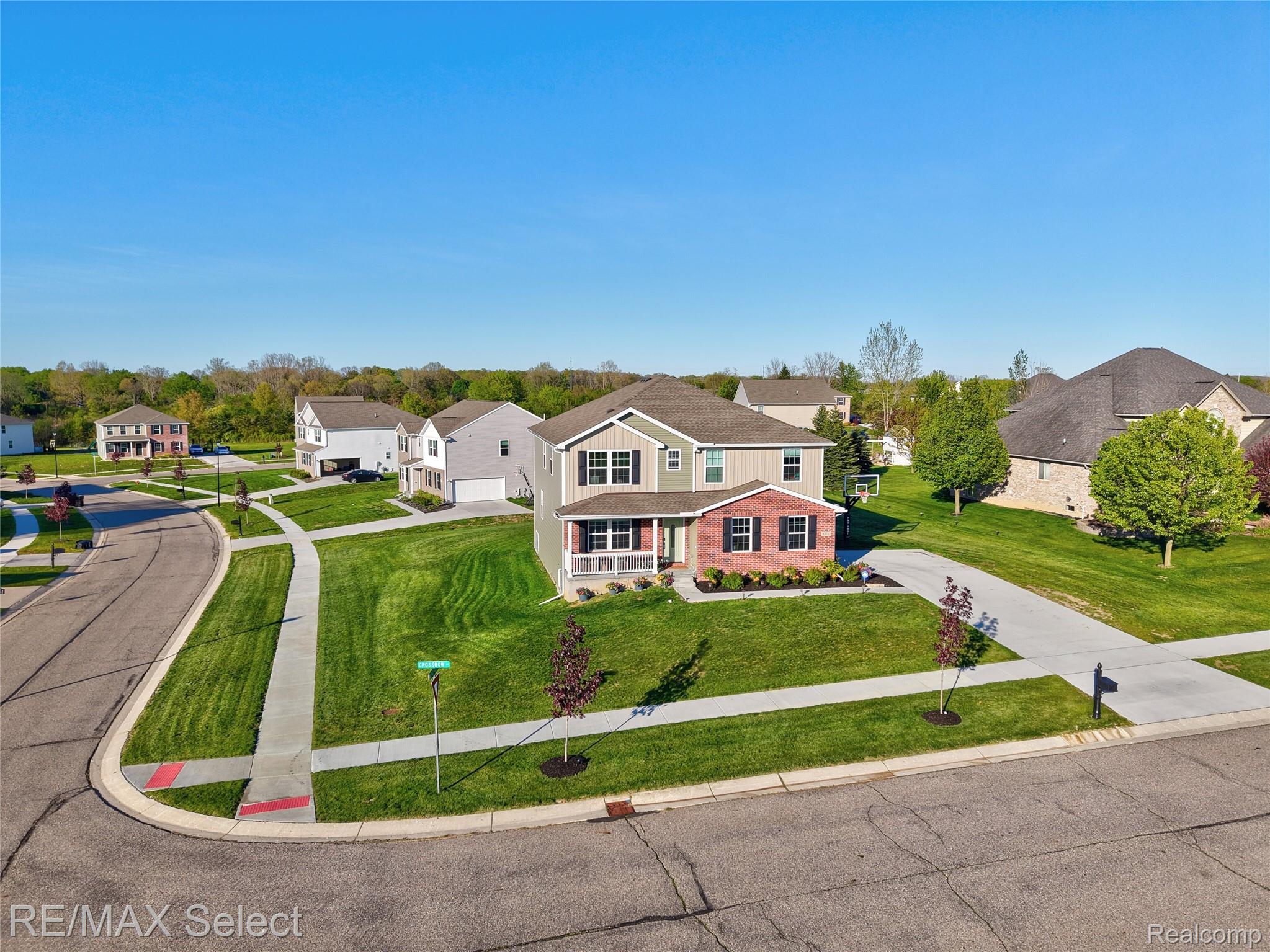 8371 Crossbow Court