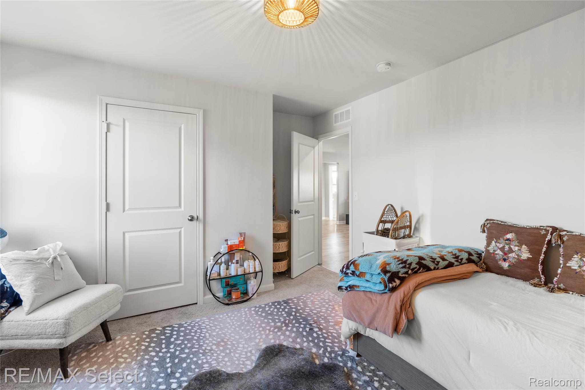 8371 Crossbow Court