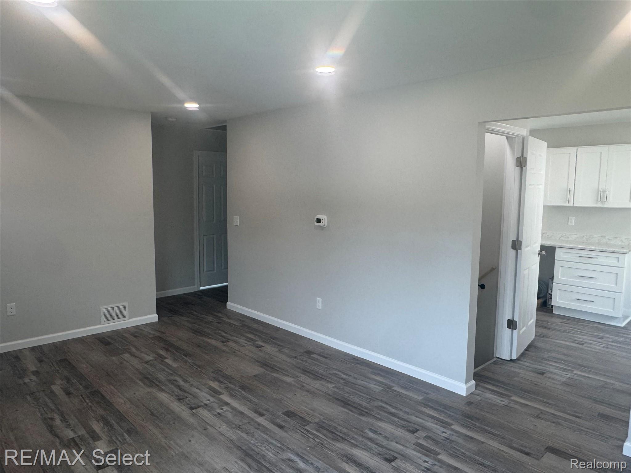 3302 Miller Road