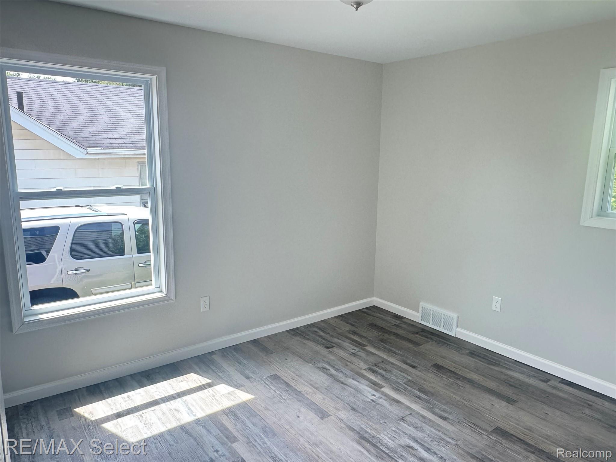 3302 Miller Road