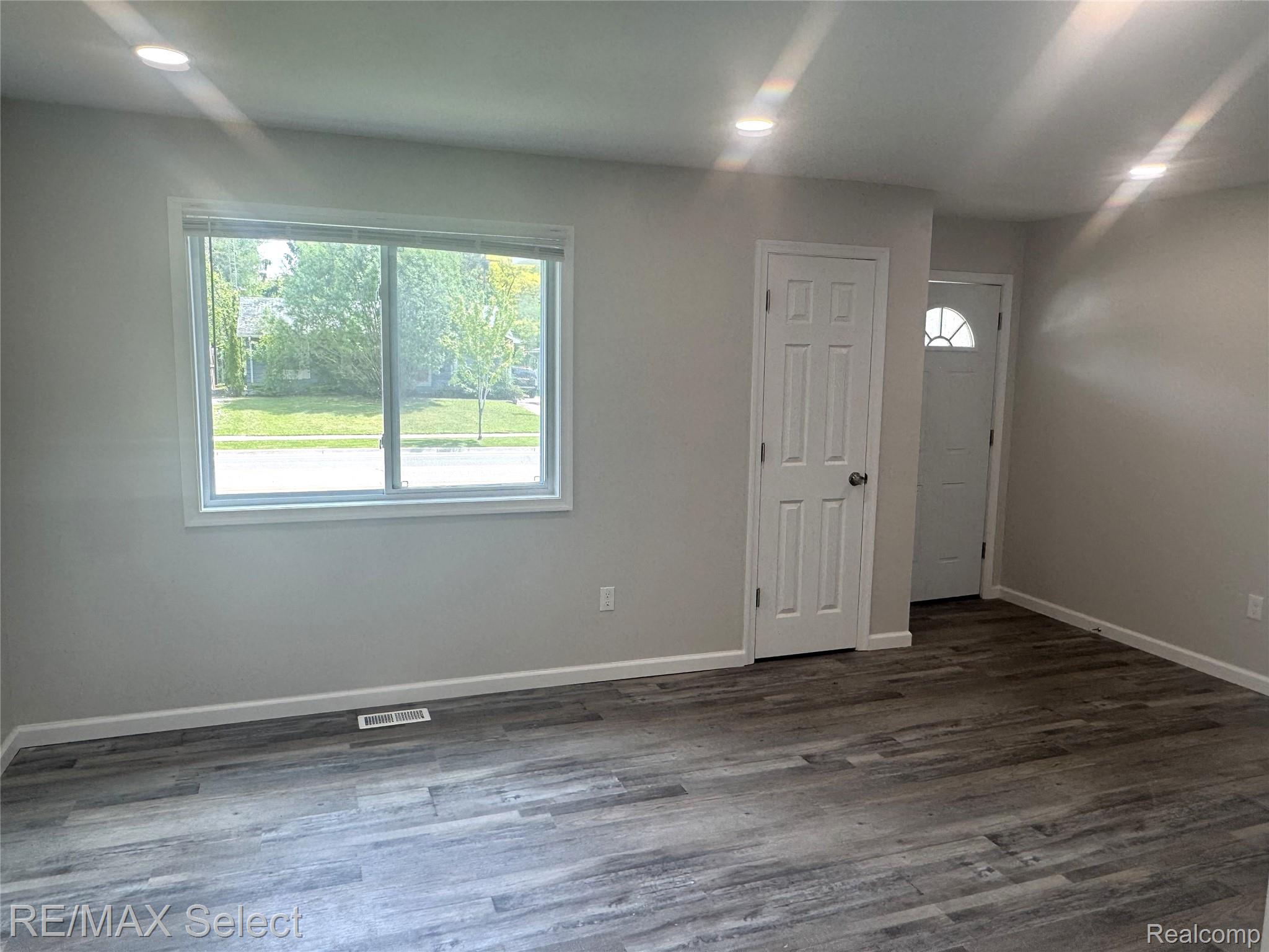 3302 Miller Road