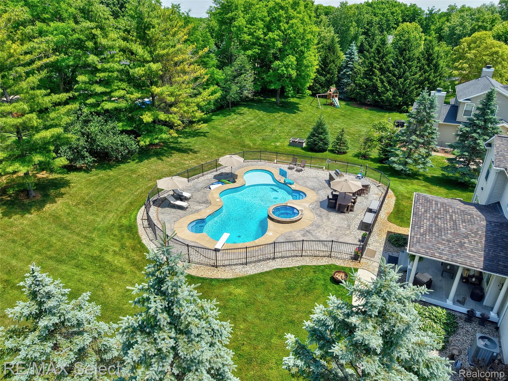 4478 Wood Duck Court