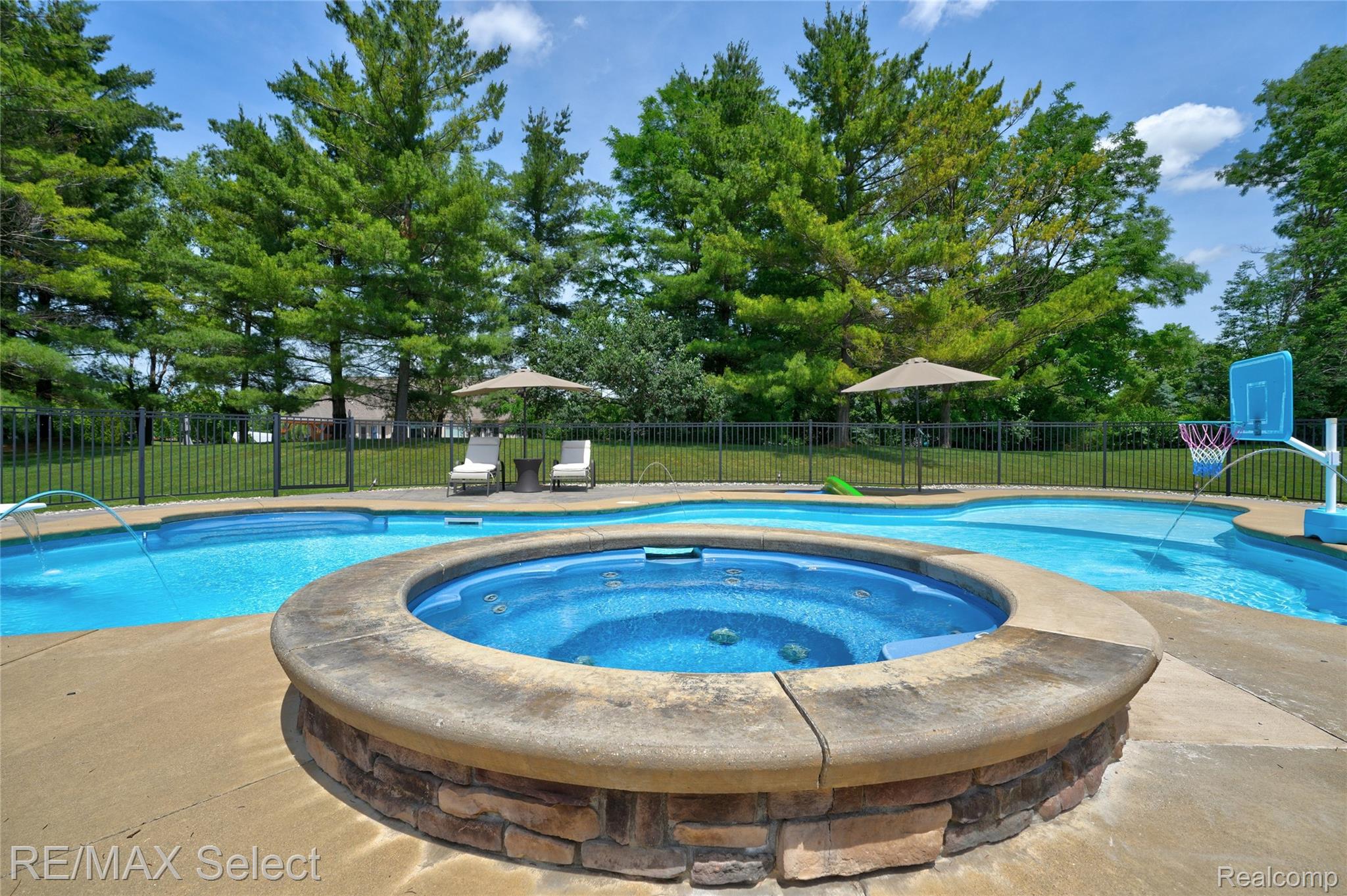 4478 Wood Duck Court