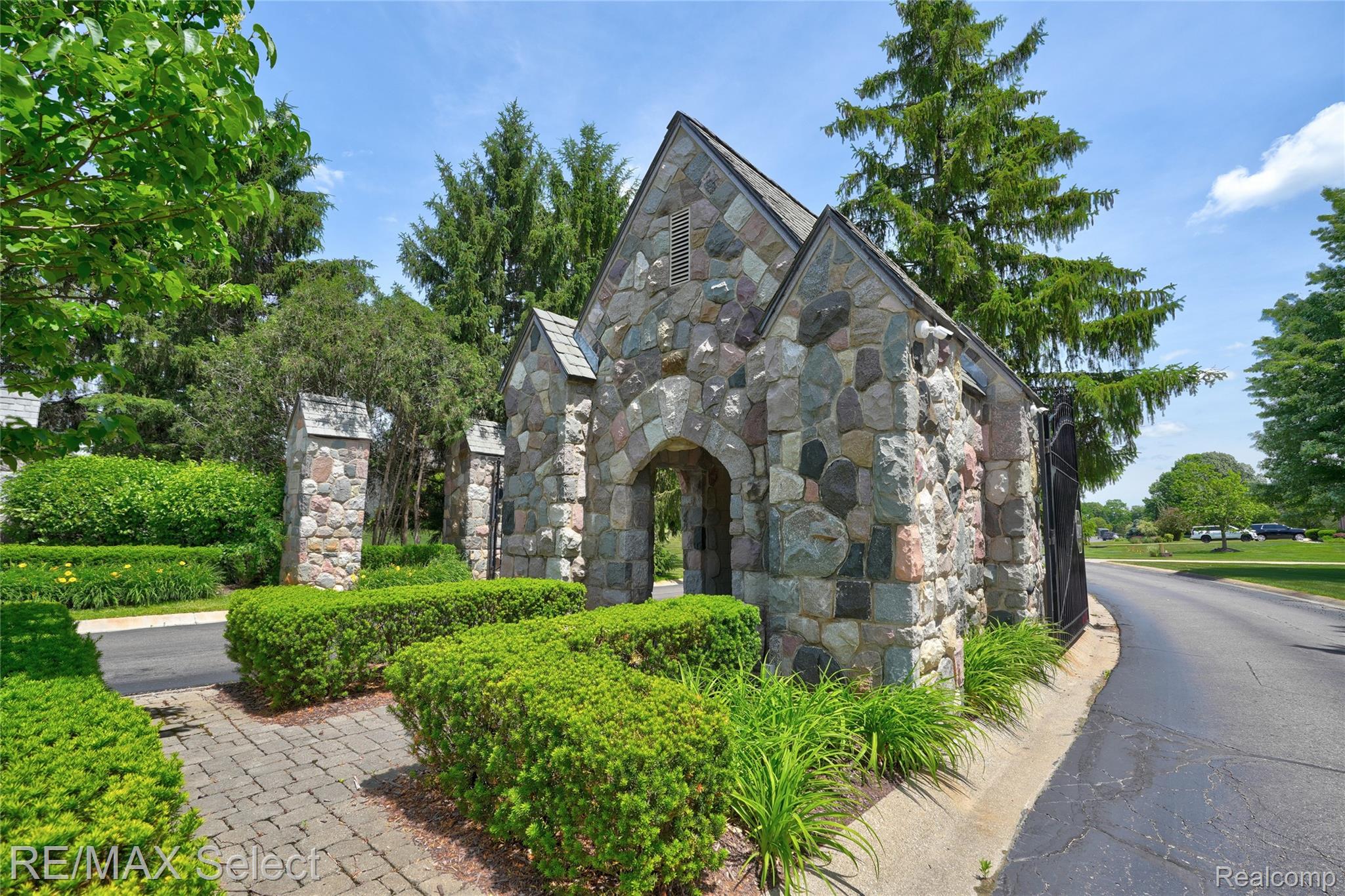 4478 Wood Duck Court