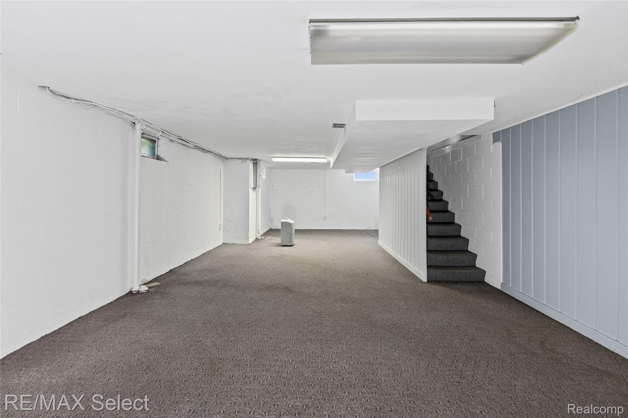 3441 Hawthorne Drive