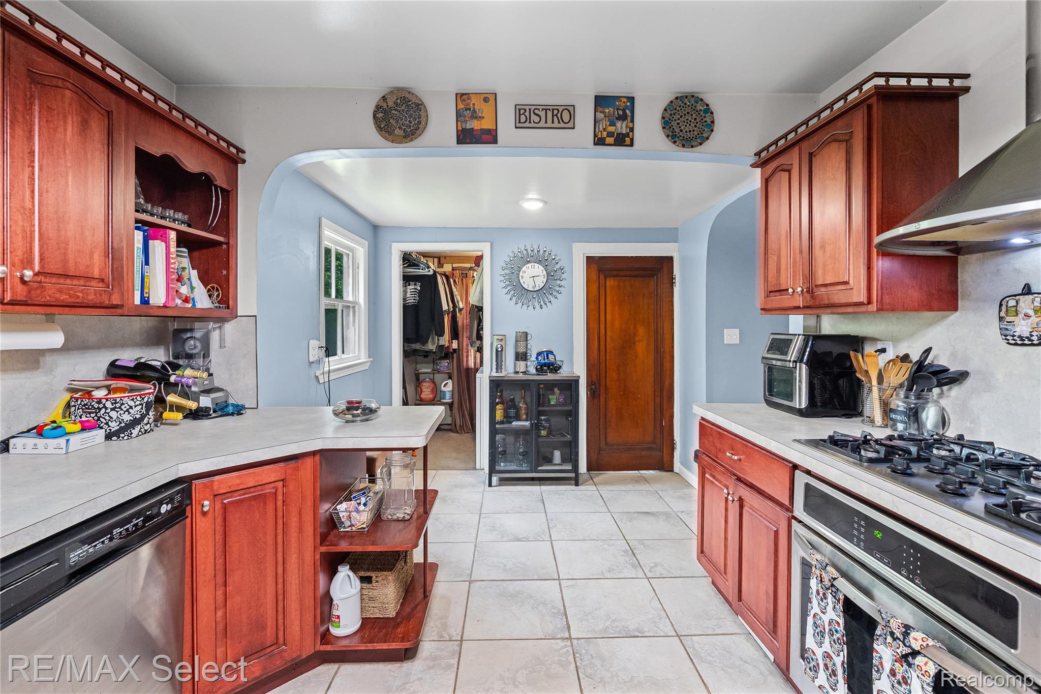 6361 Fenton Road
